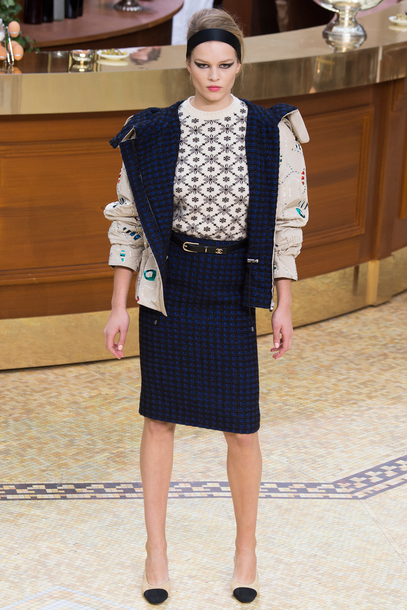 Chanel F/W 15 Look 128