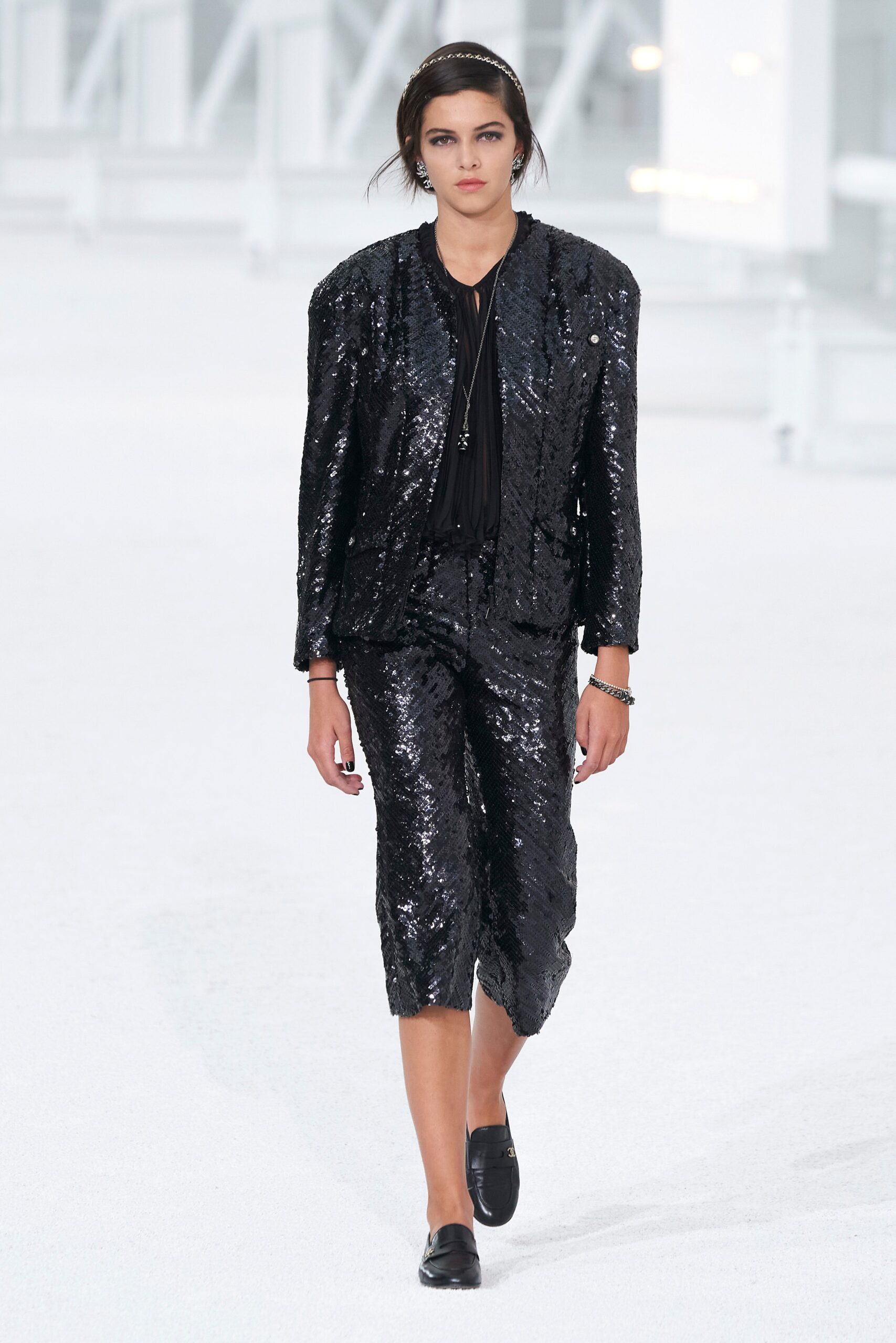 Chanel S/S 21 Look 260