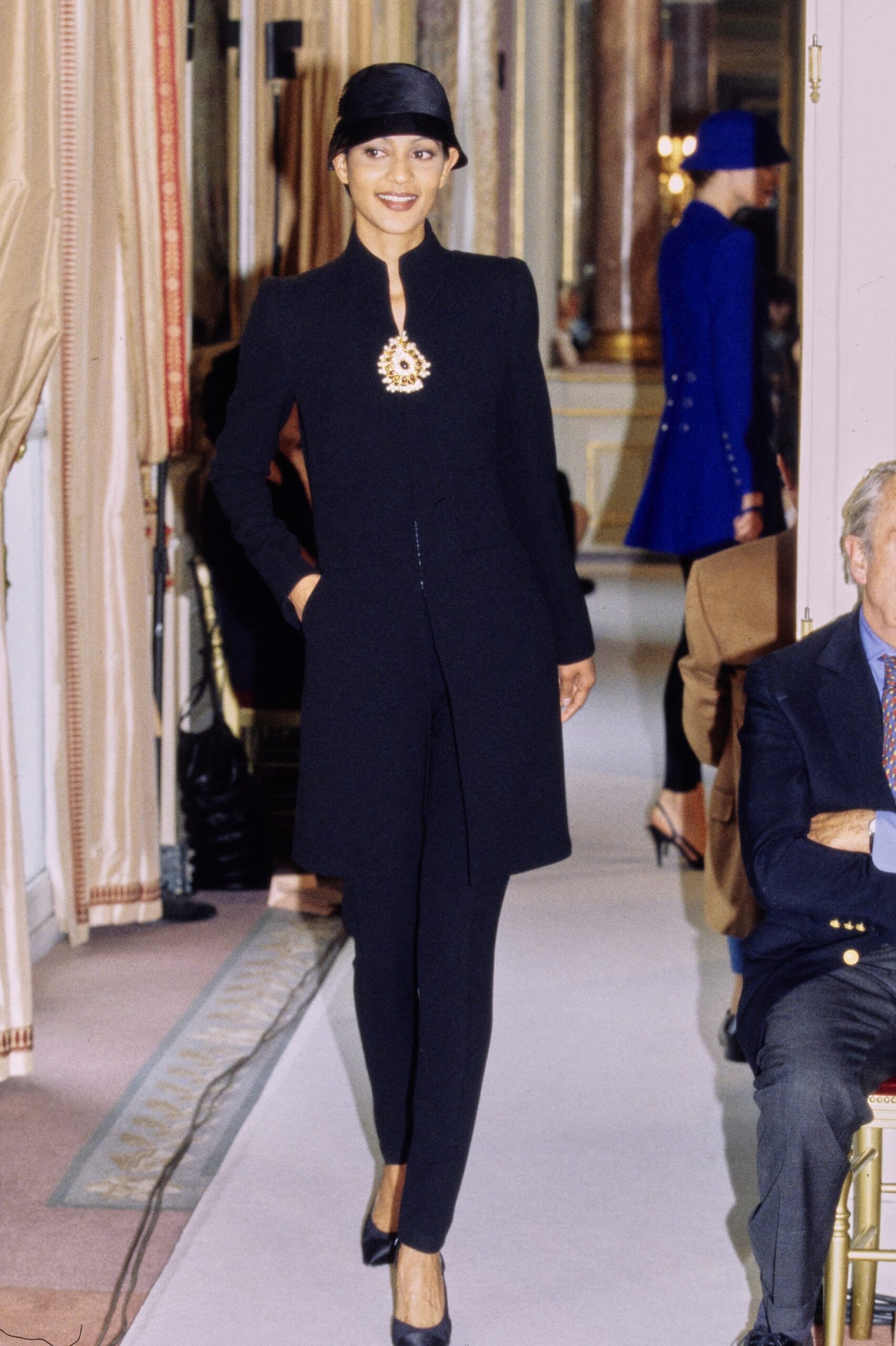 Chanel F/W 96 Couture Look 25