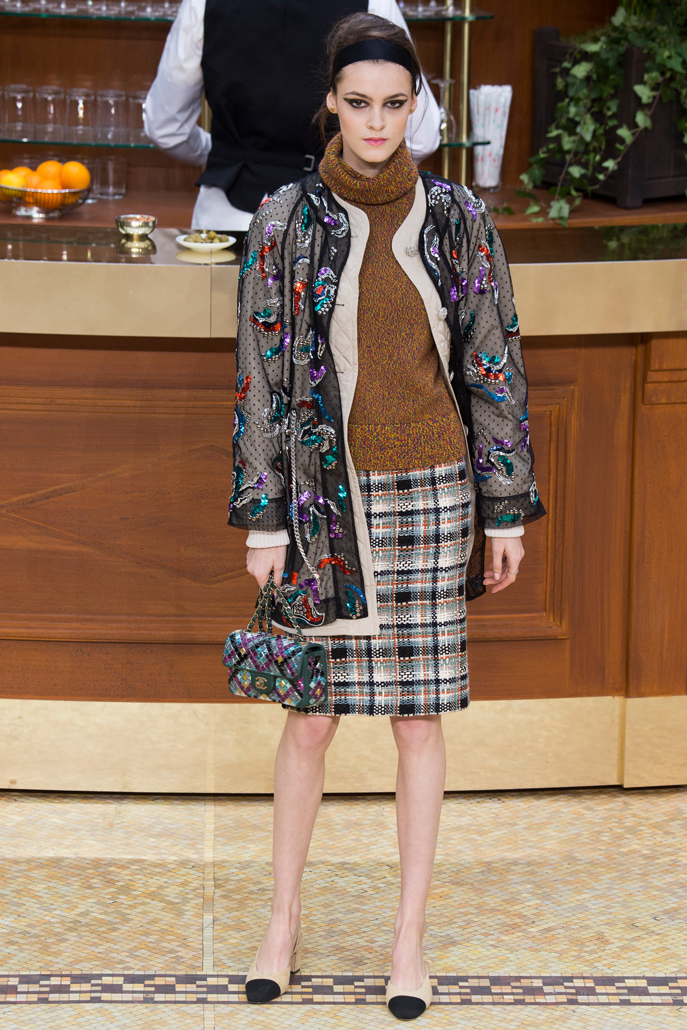 Chanel F/W 15 Look 146