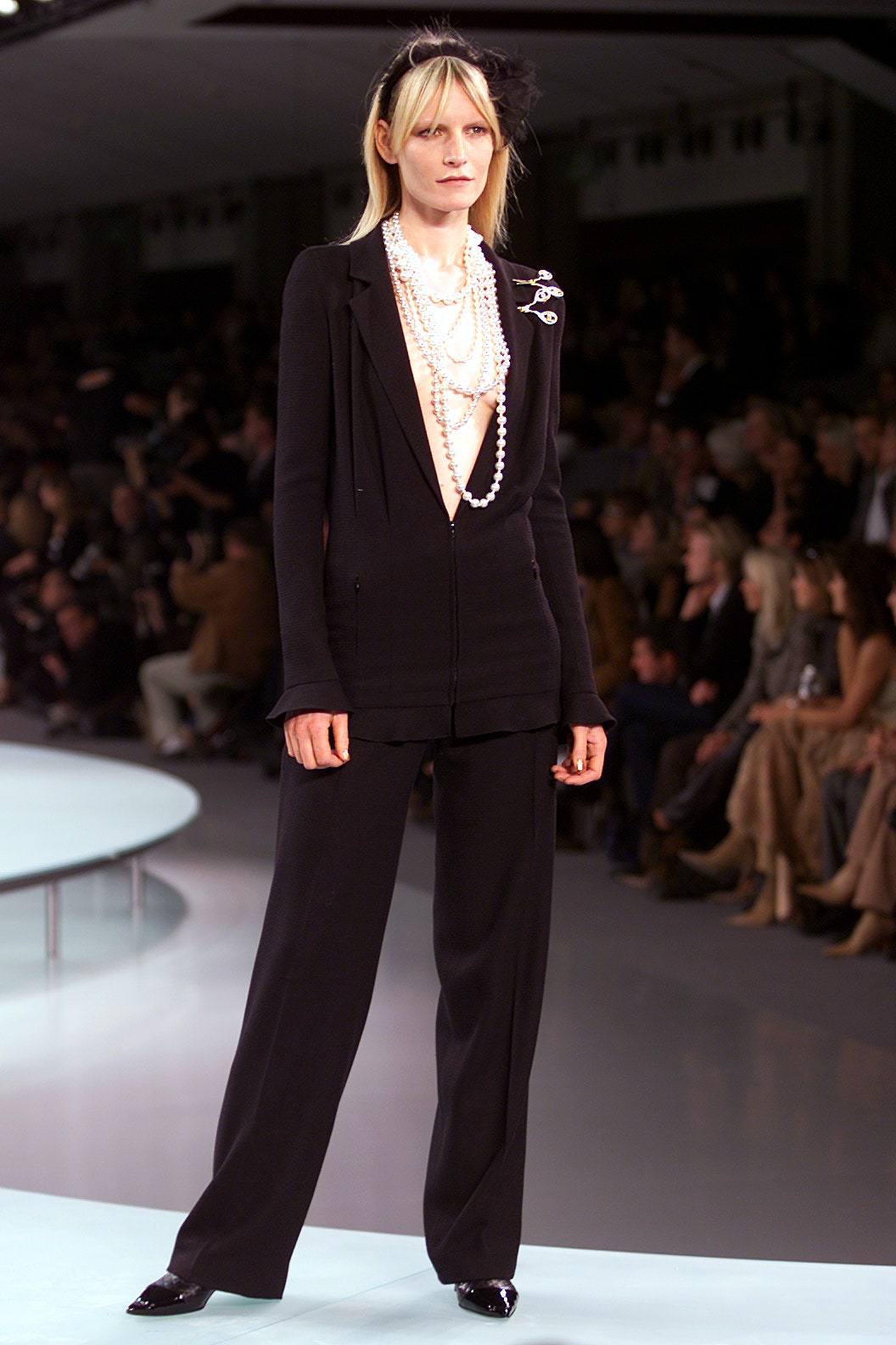 Chanel S/S 02 Look 123