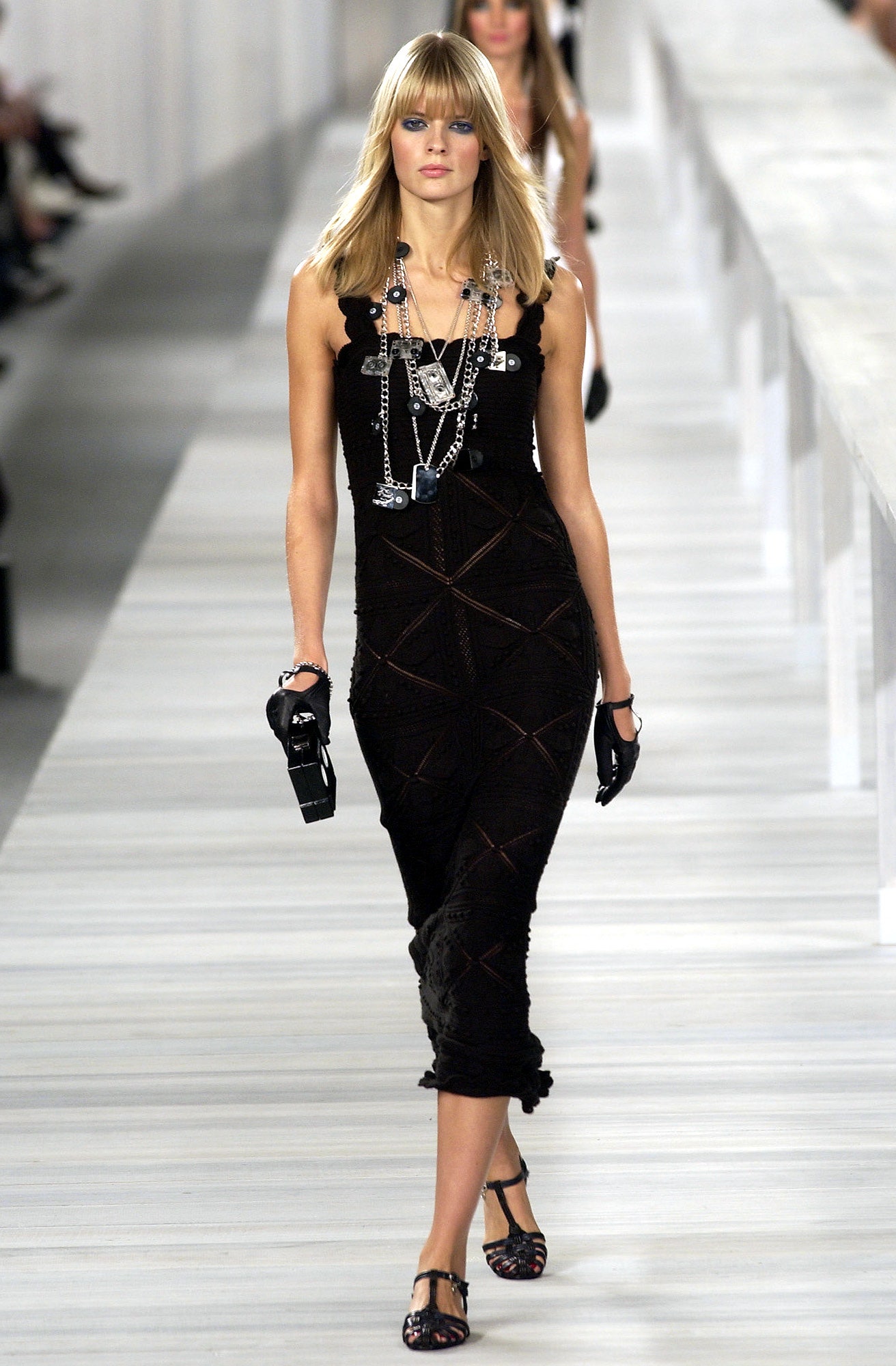 Chanel S/S 04 Look 138