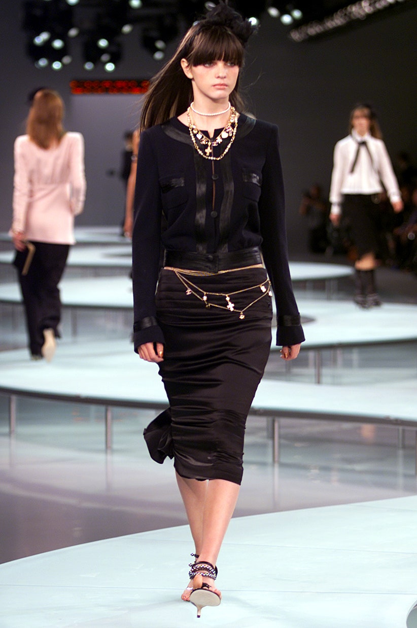 Chanel S/S 02 Look 140