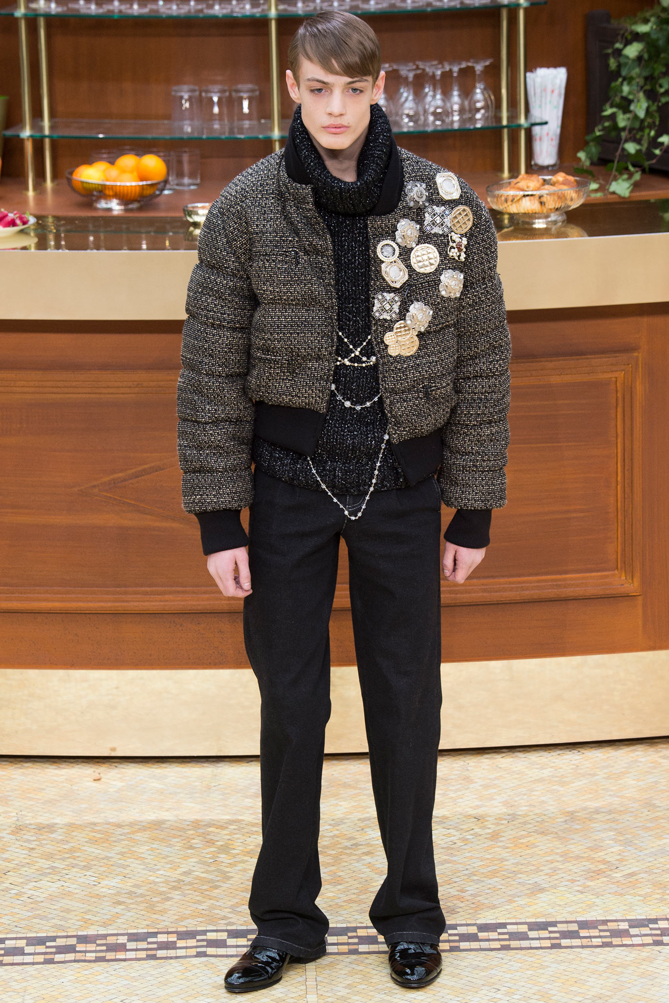 Chanel F/W 15 Look 187