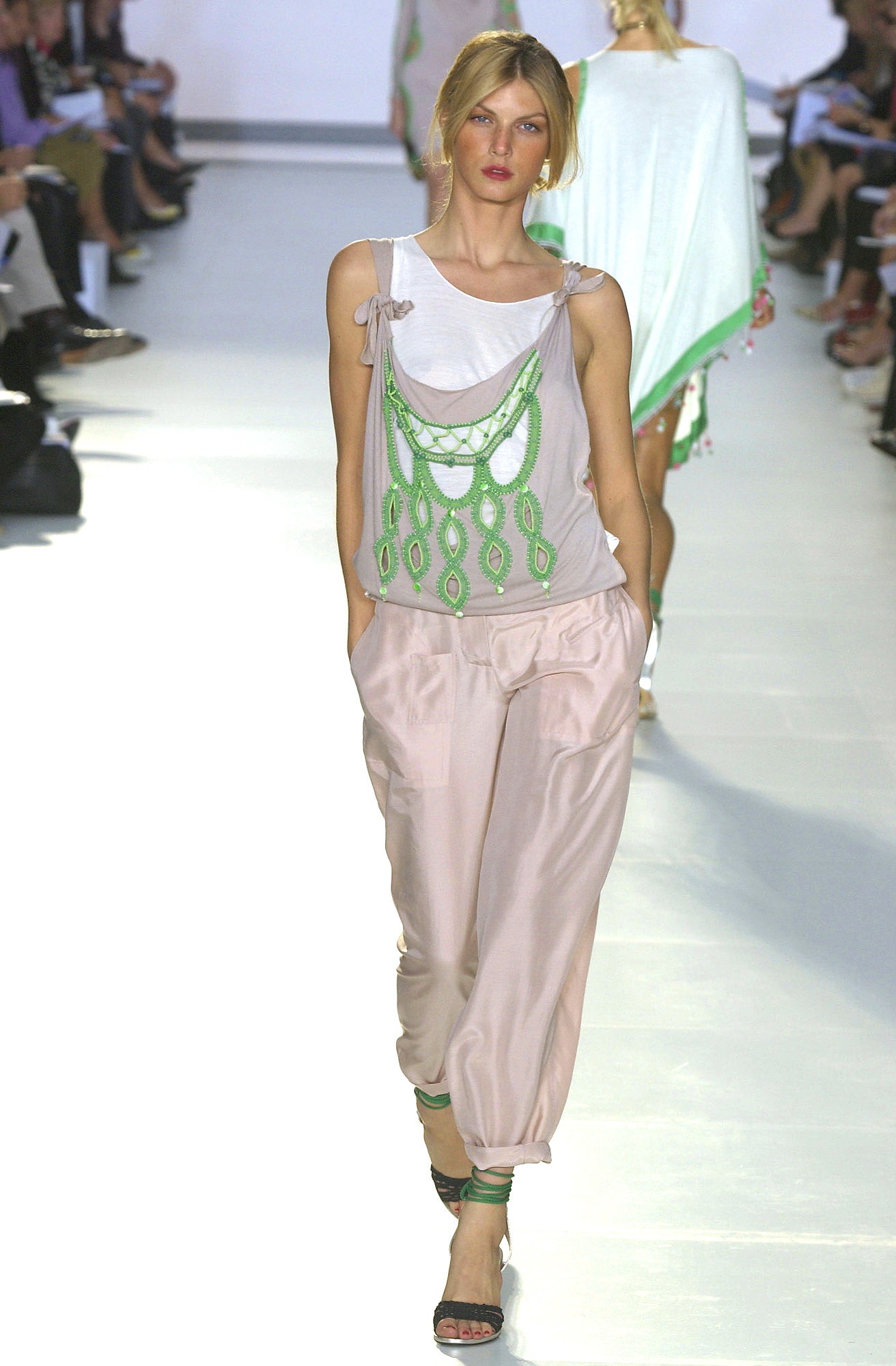 Chloé S/S 04 Look 177