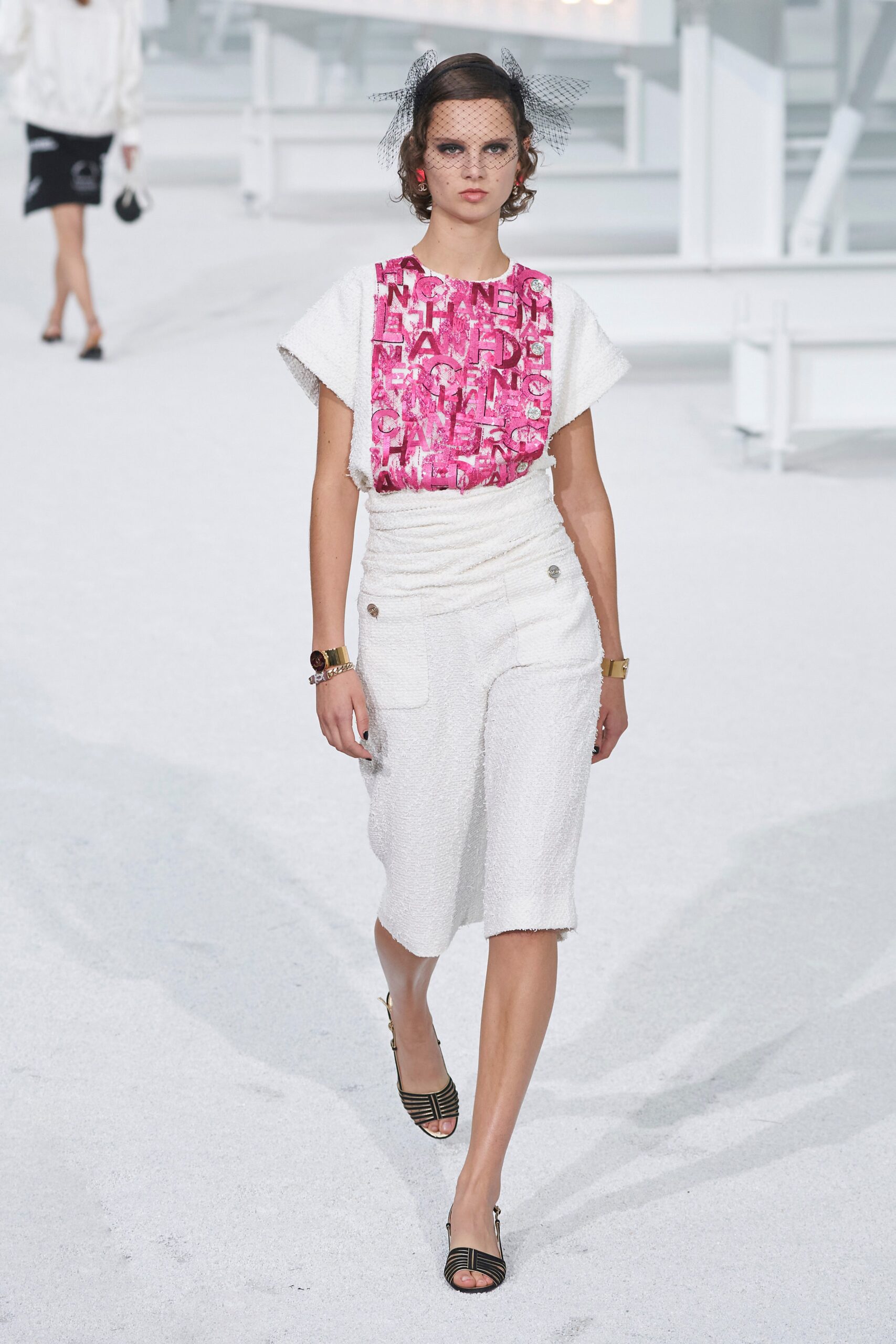 Chanel S/S 21 Look 403