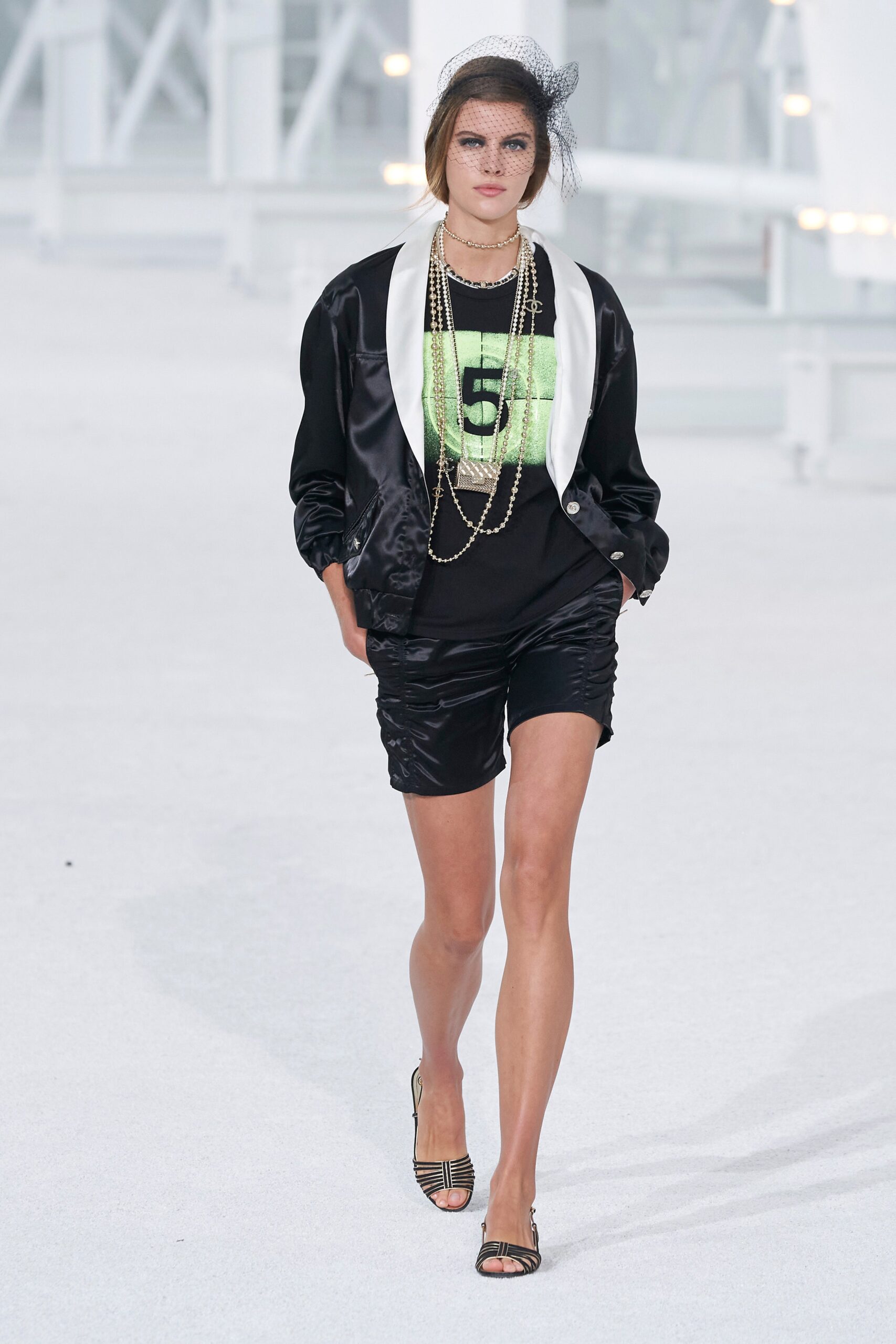 Chanel S/S 21 Look 480