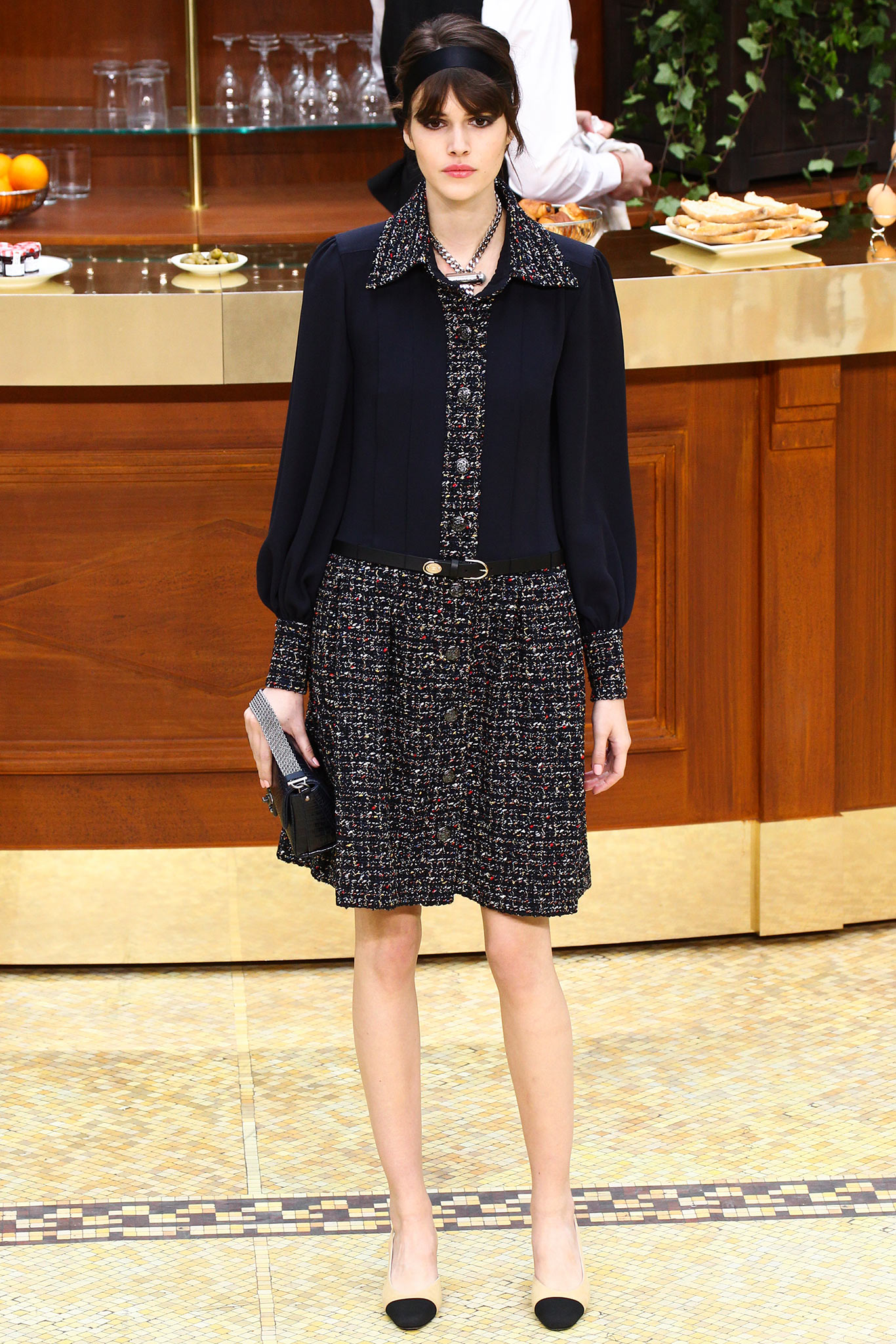 Chanel F/W 15 Look 276