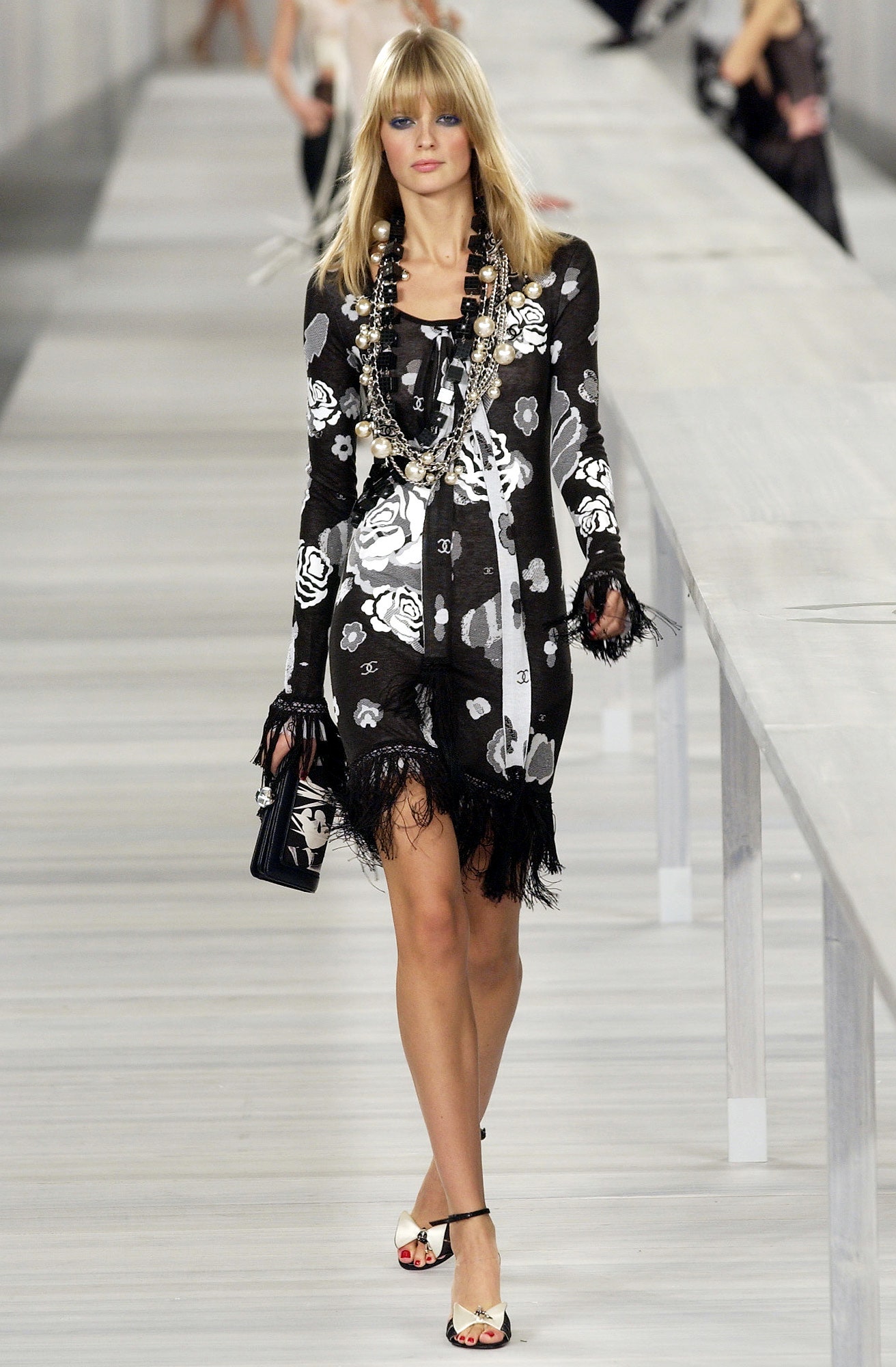 Chanel S/S 04 Look 240