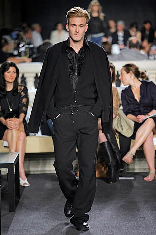 Chanel Resort 07 Look 260