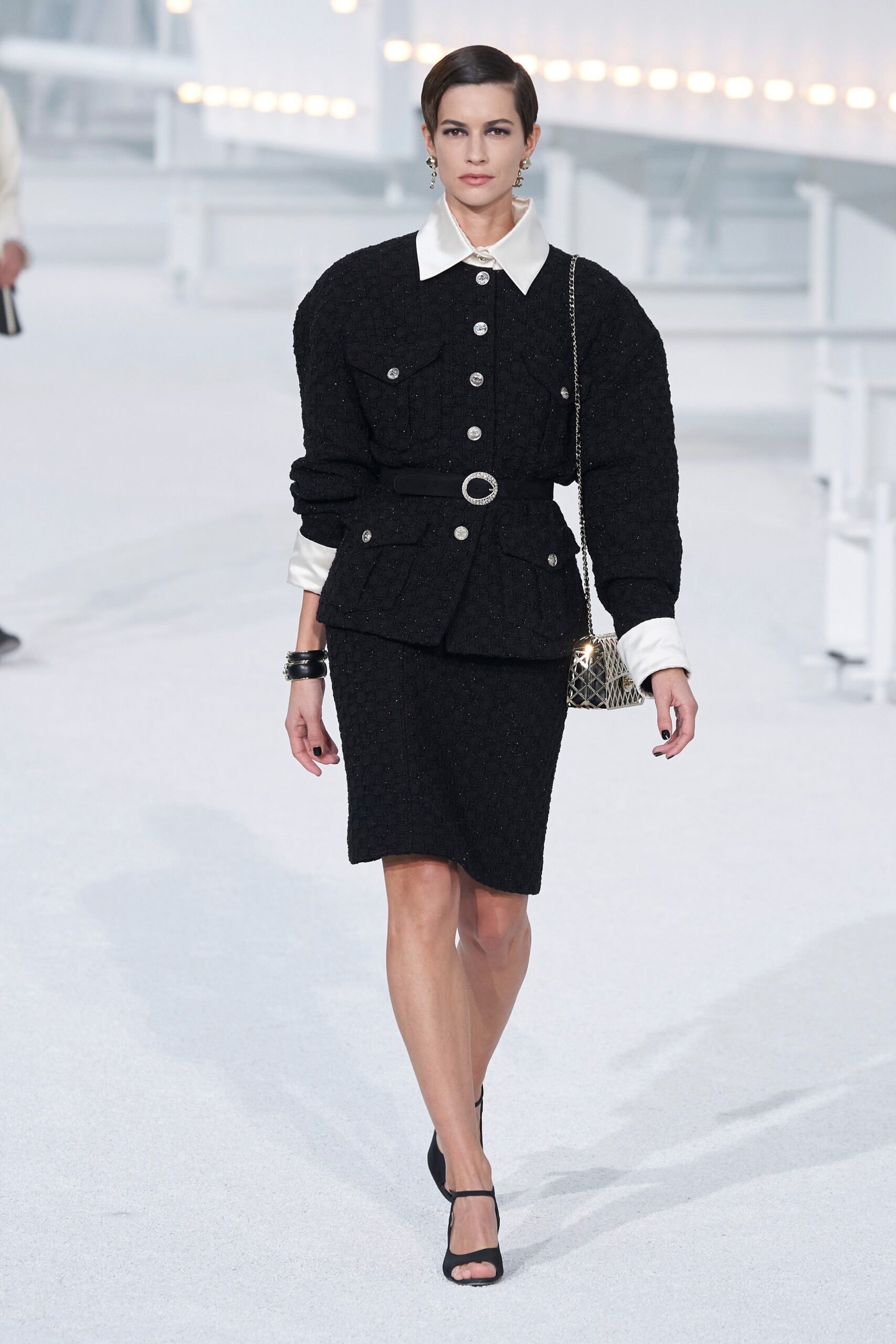 Chanel S/S 21 Look 609