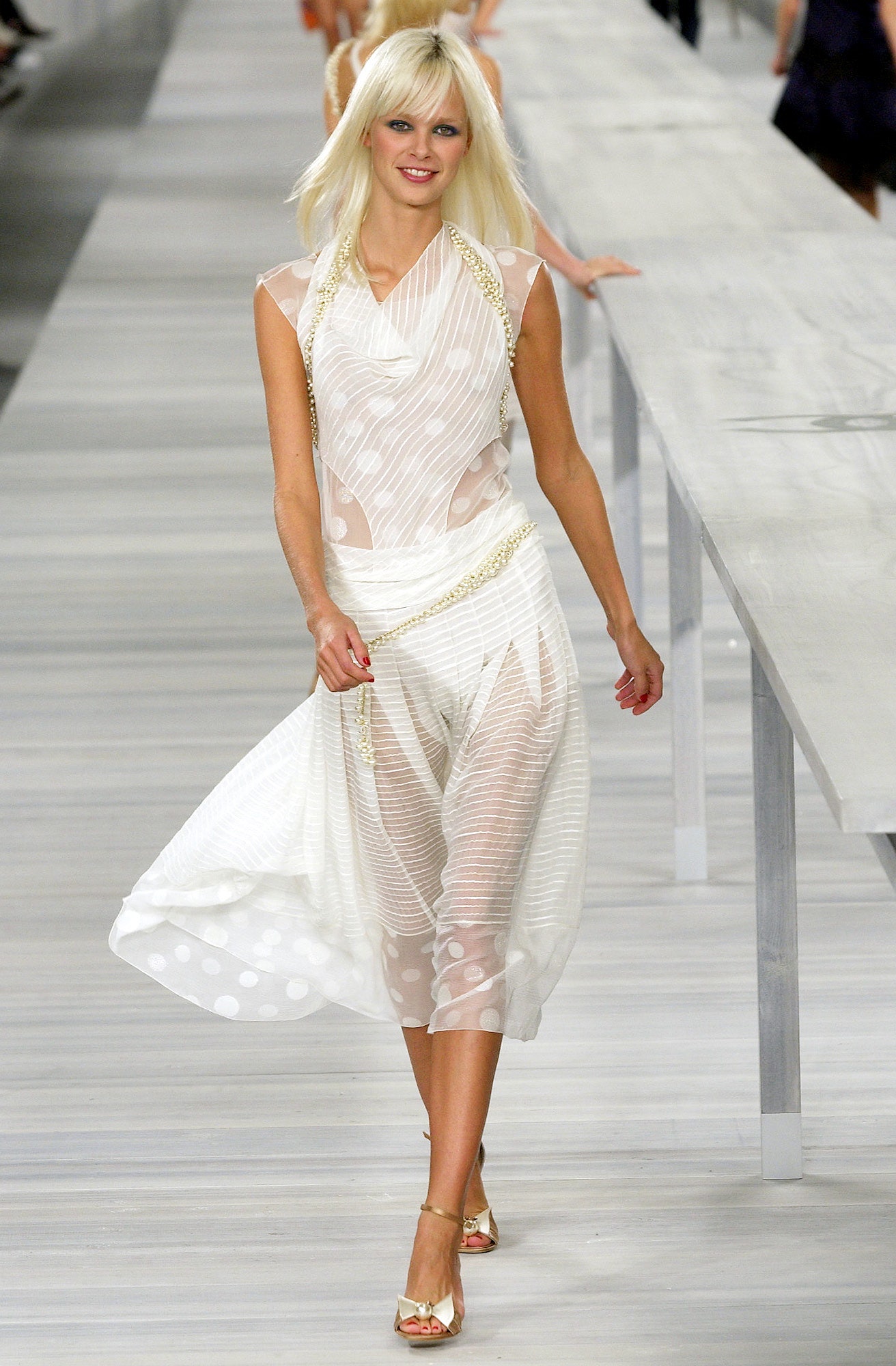 Chanel S/S 04 Look 300