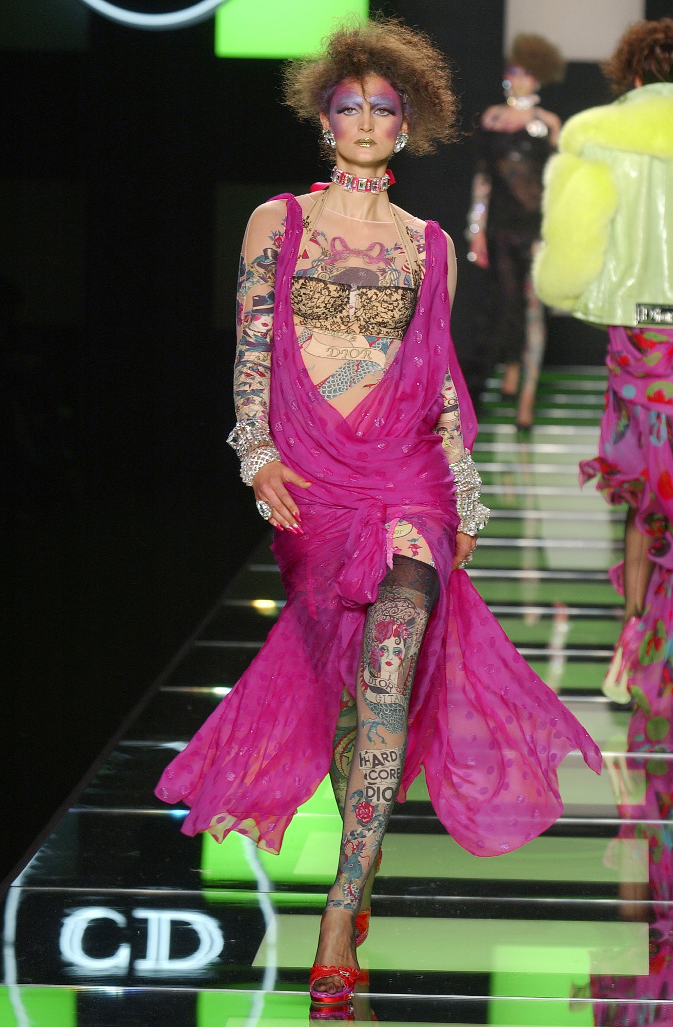 Christian Dior S/S 04 Look 250