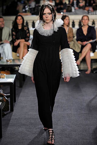 Chanel Resort 07 Look 328