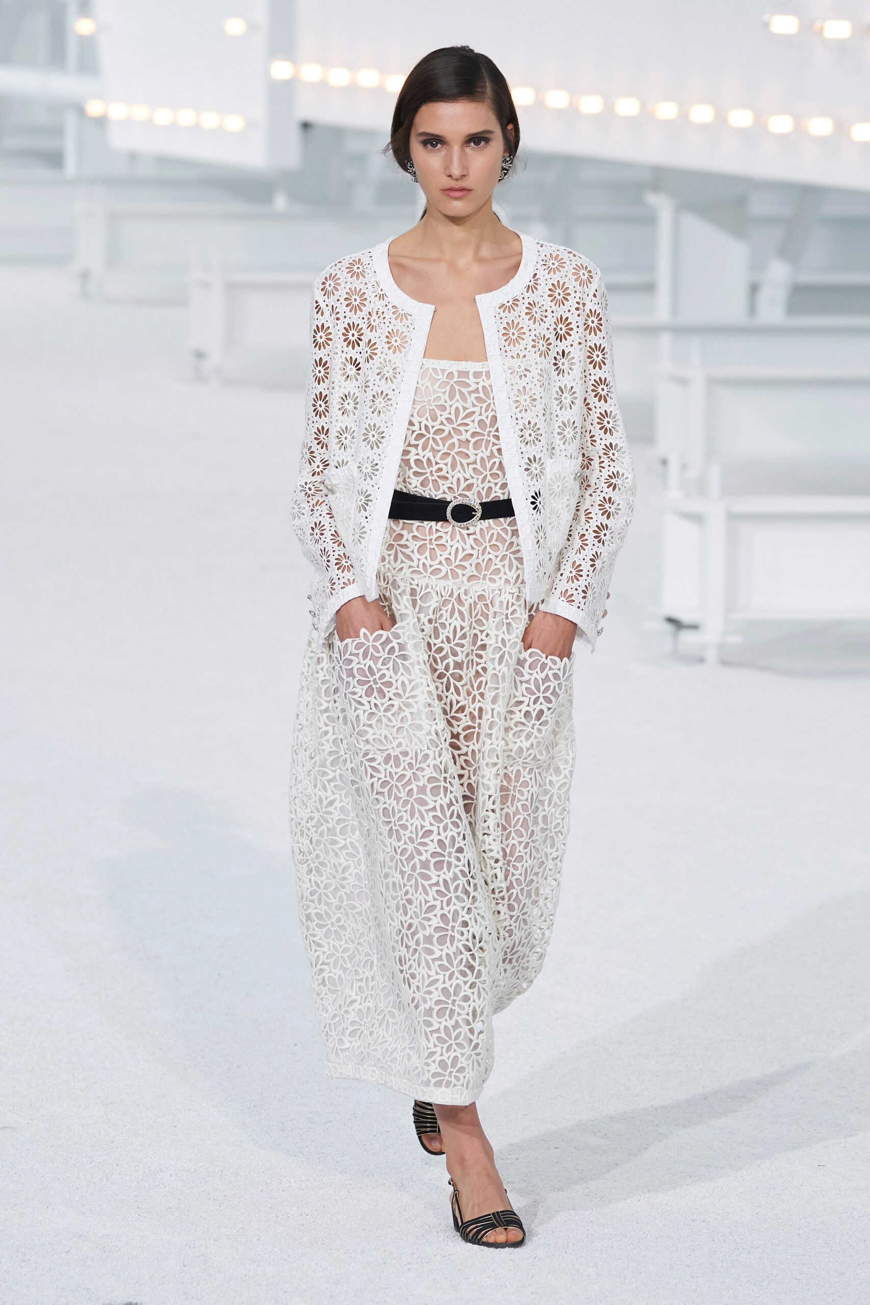 Chanel S/S 21 Look 825