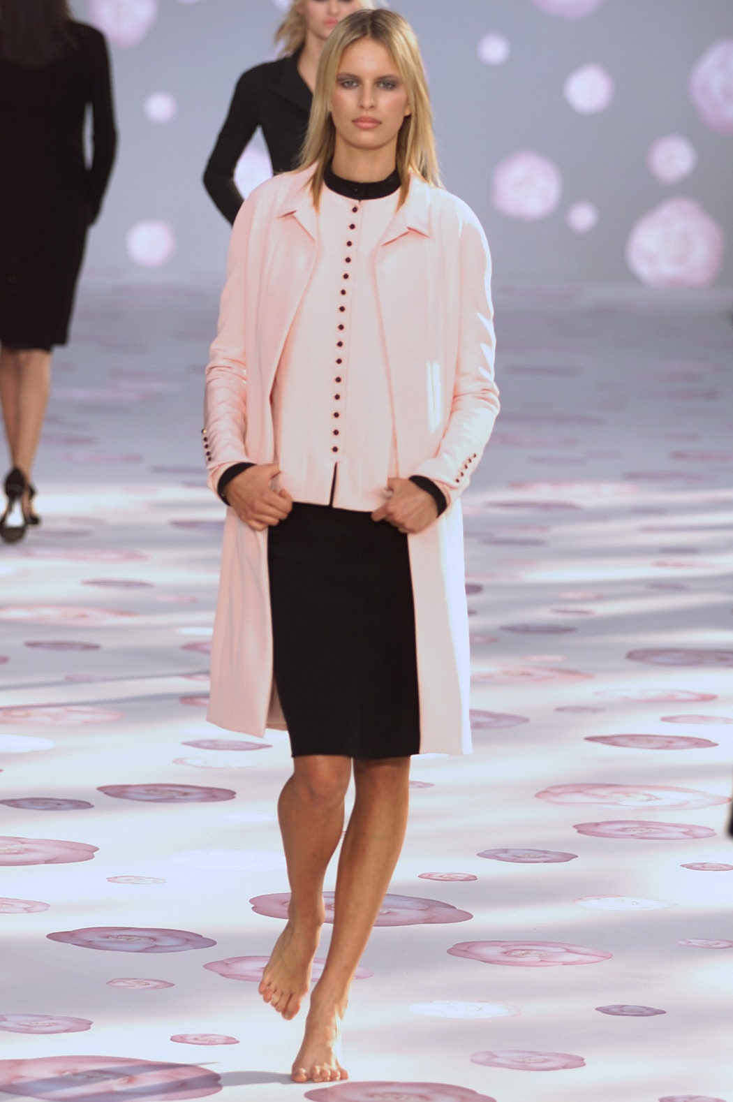 Chanel S/S 02 Couture Look 31