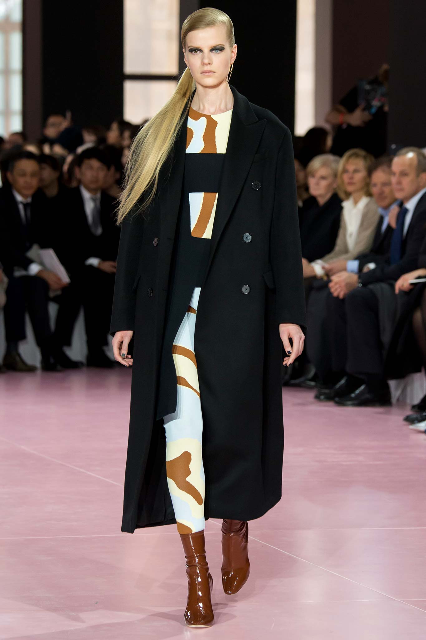 Christian Dior F/W 15 Look 40