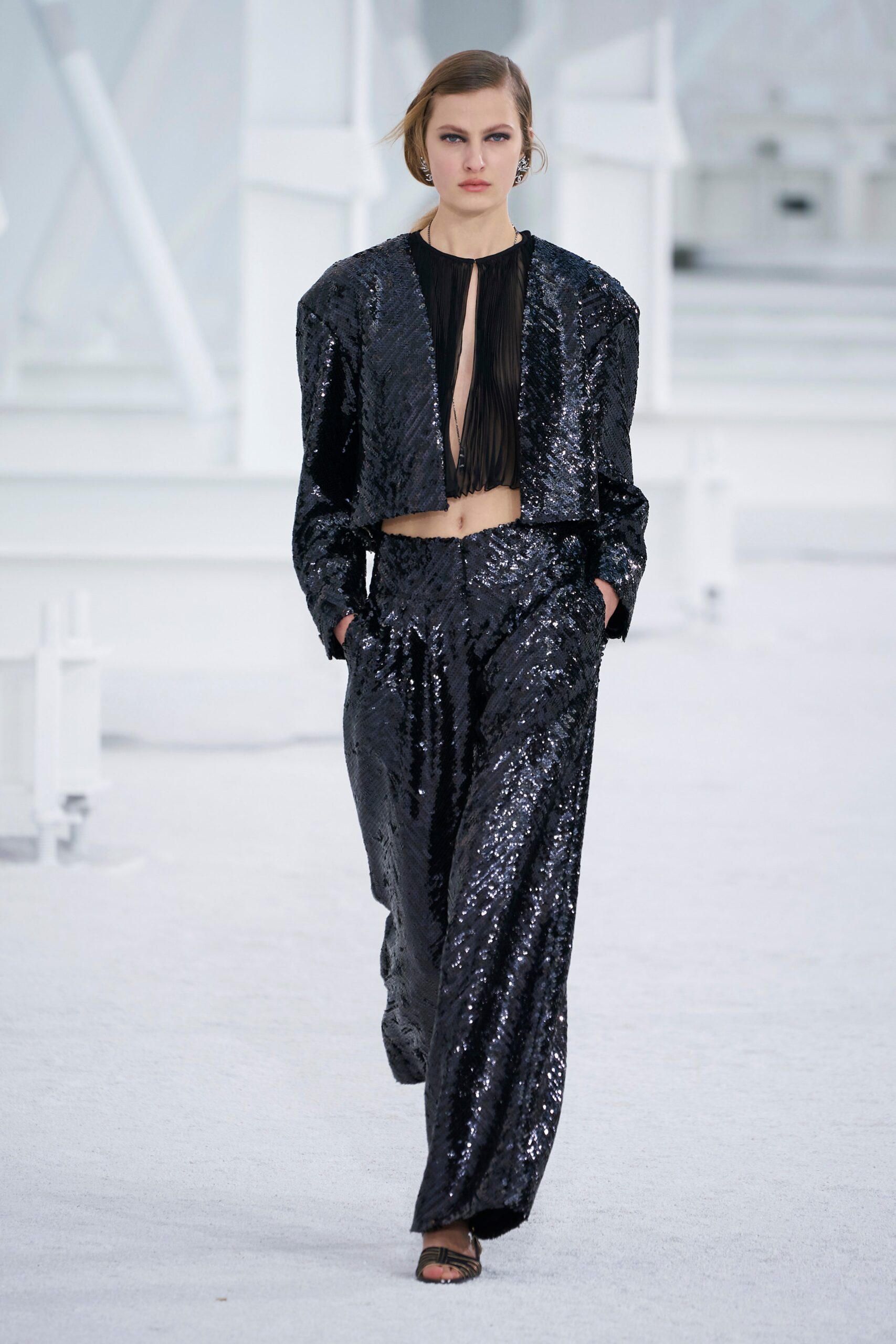 Chanel S/S 21 Look 897