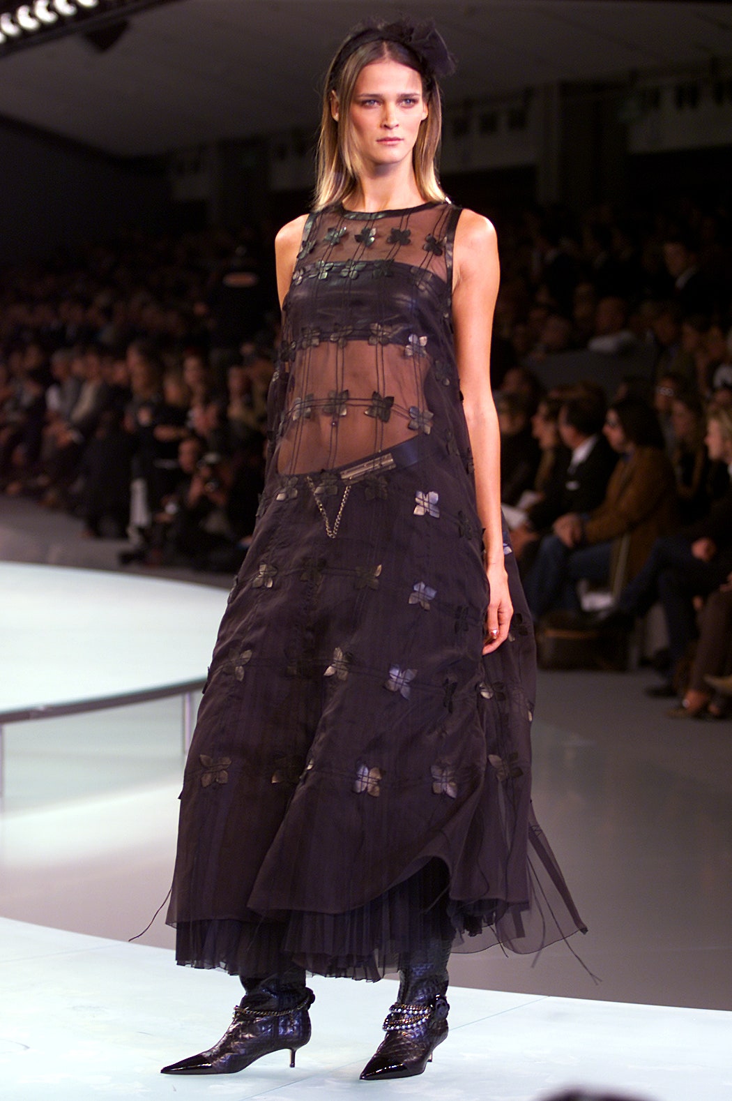 Chanel S/S 02 Look 377