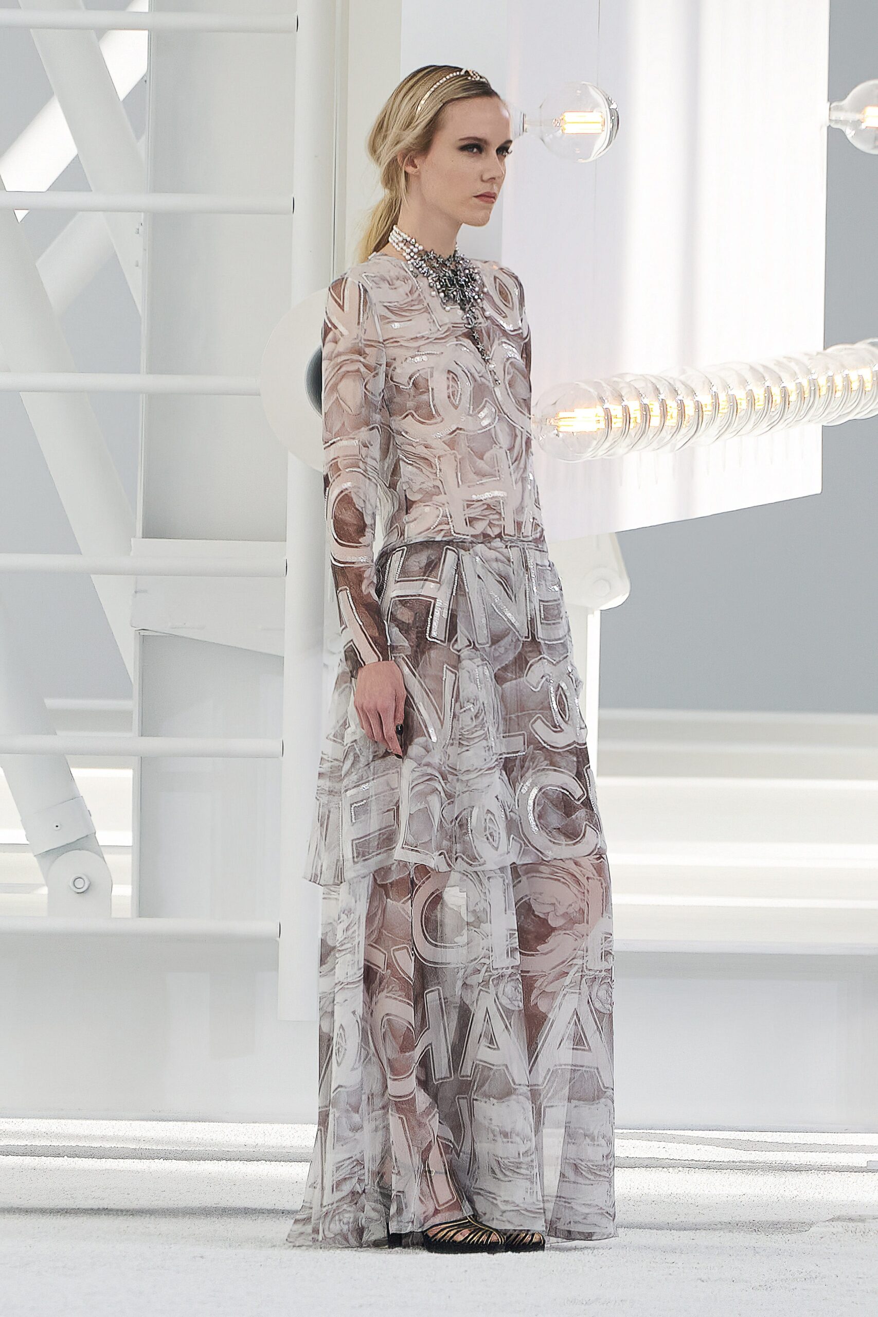 Chanel S/S 21 Look 975