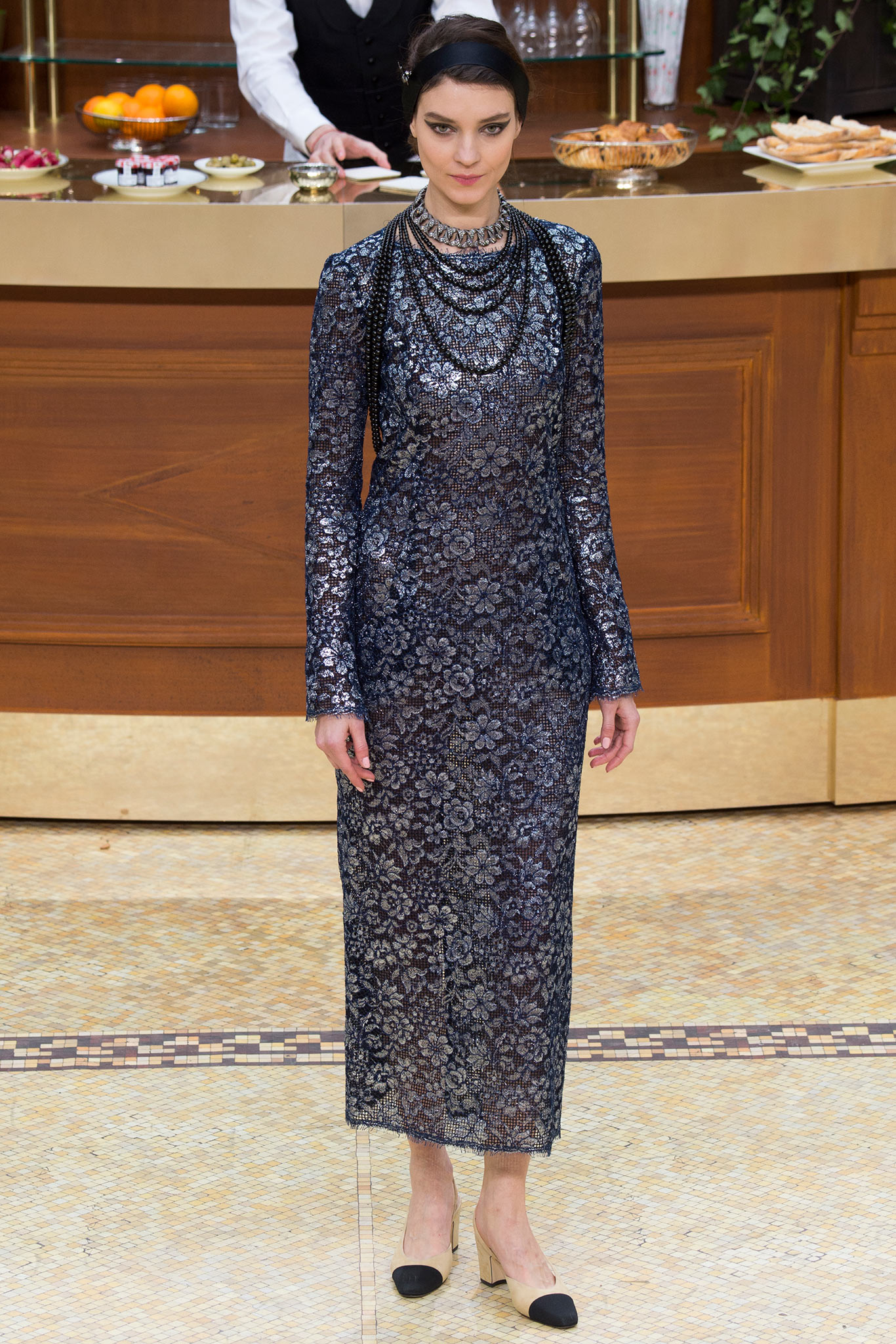 Chanel F/W 15 Look 515