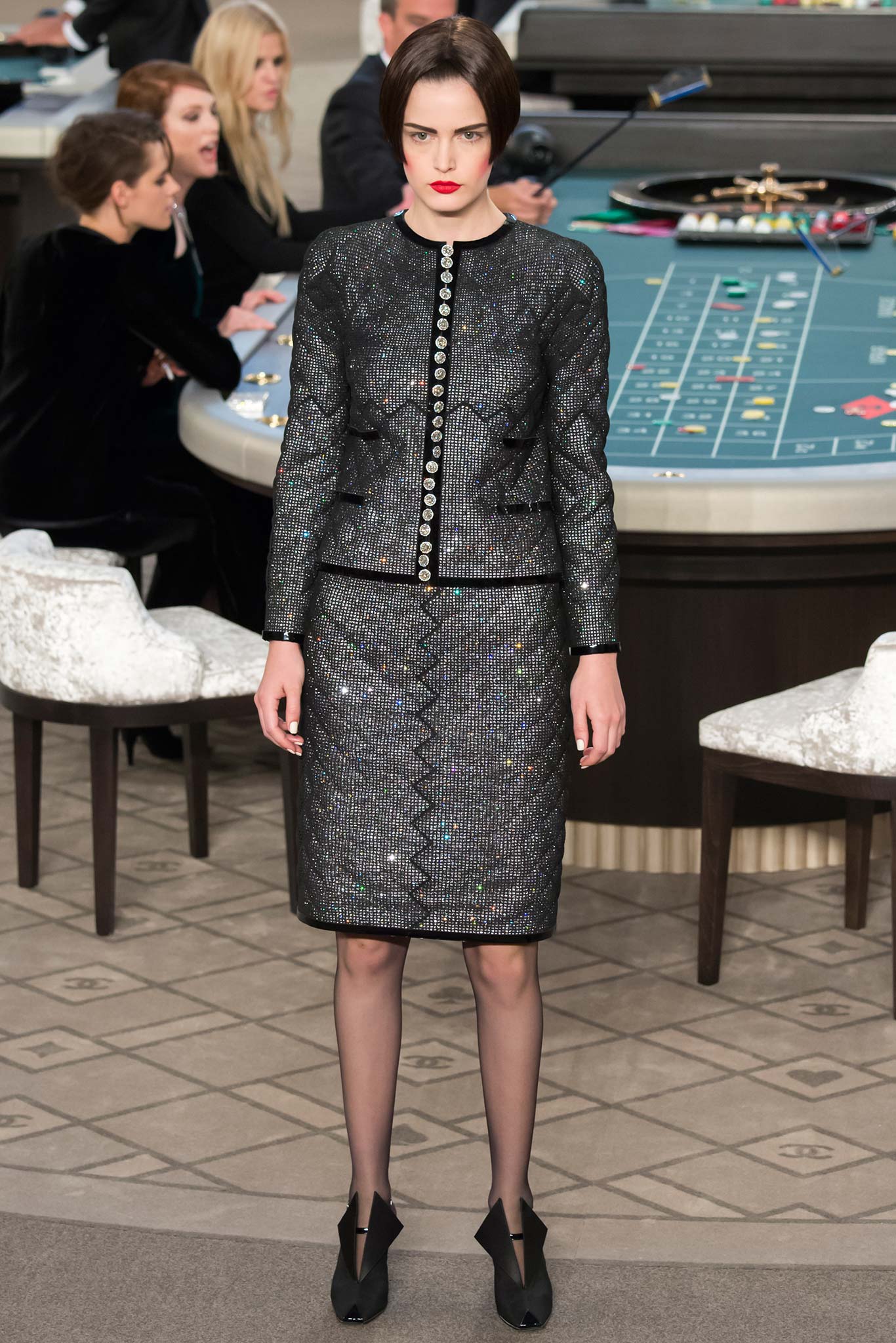 Chanel F/W 15 Couture Look 96