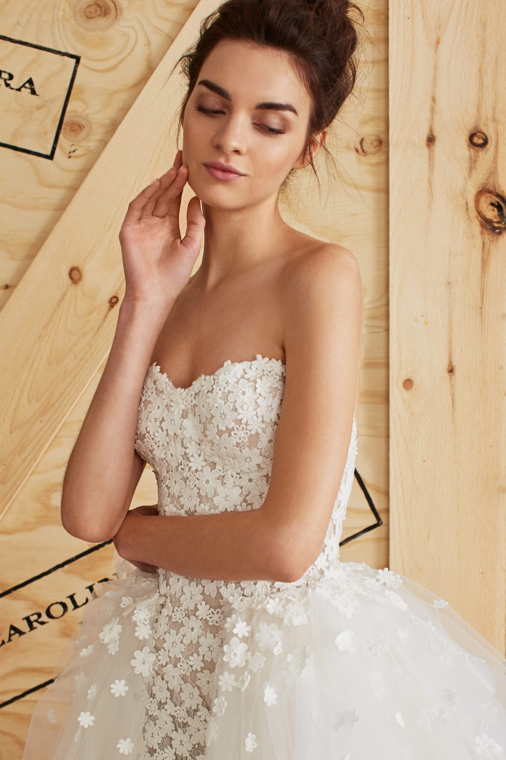 Carolina Herrera S/S 17 Bridal Look 1