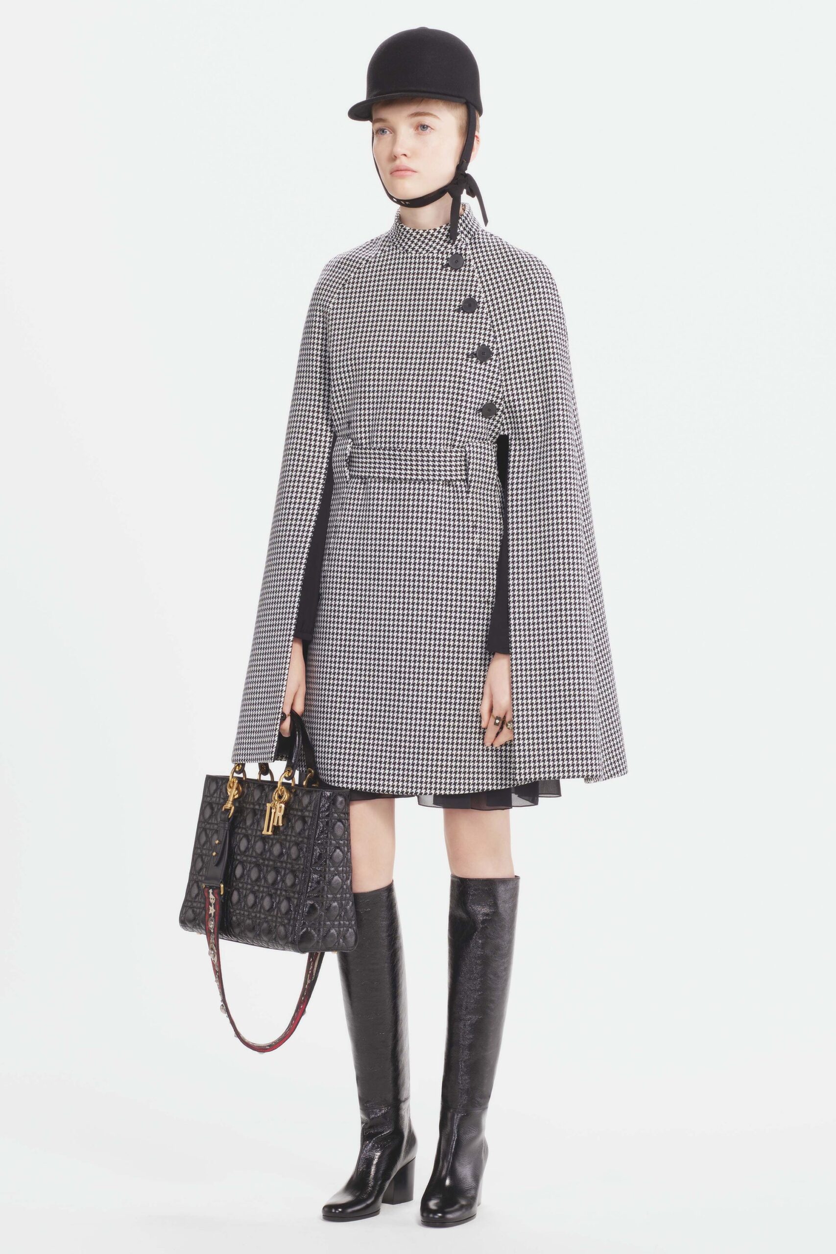 Christian Dior F/W 17 Look 4