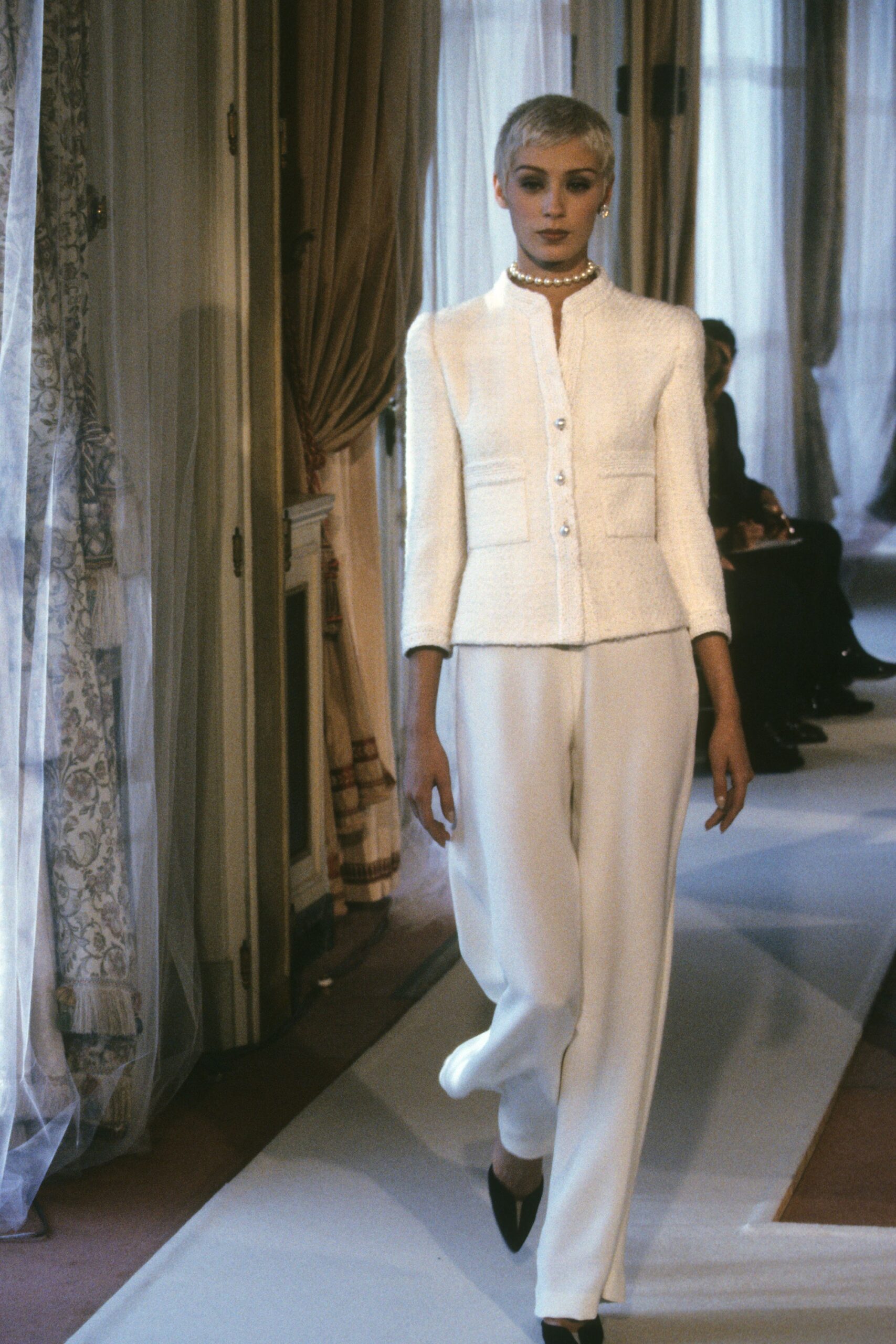 Chanel S/S 97 Couture Look 117