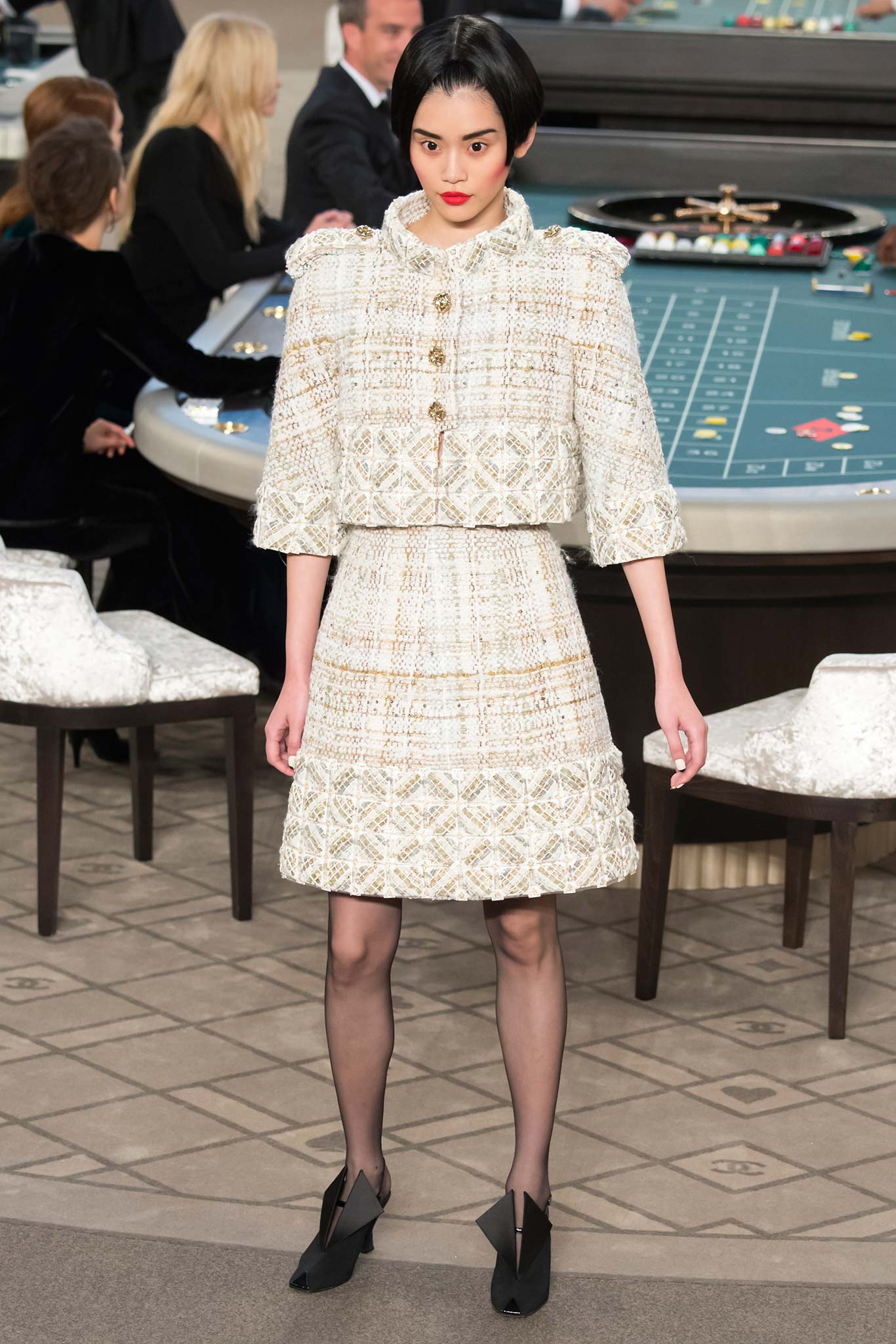 Chanel F/W 15 Couture Look 146