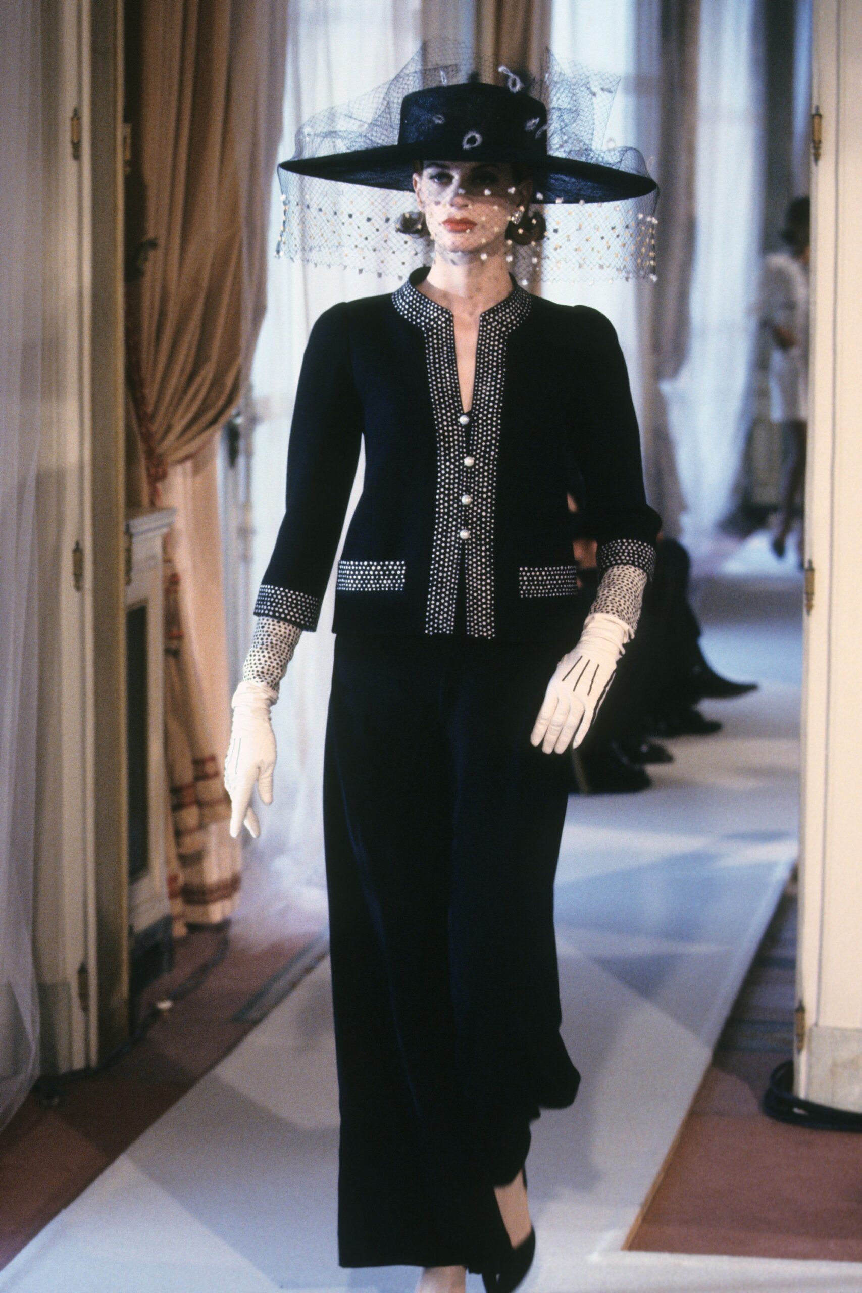 Chanel S/S 97 Couture Look 121