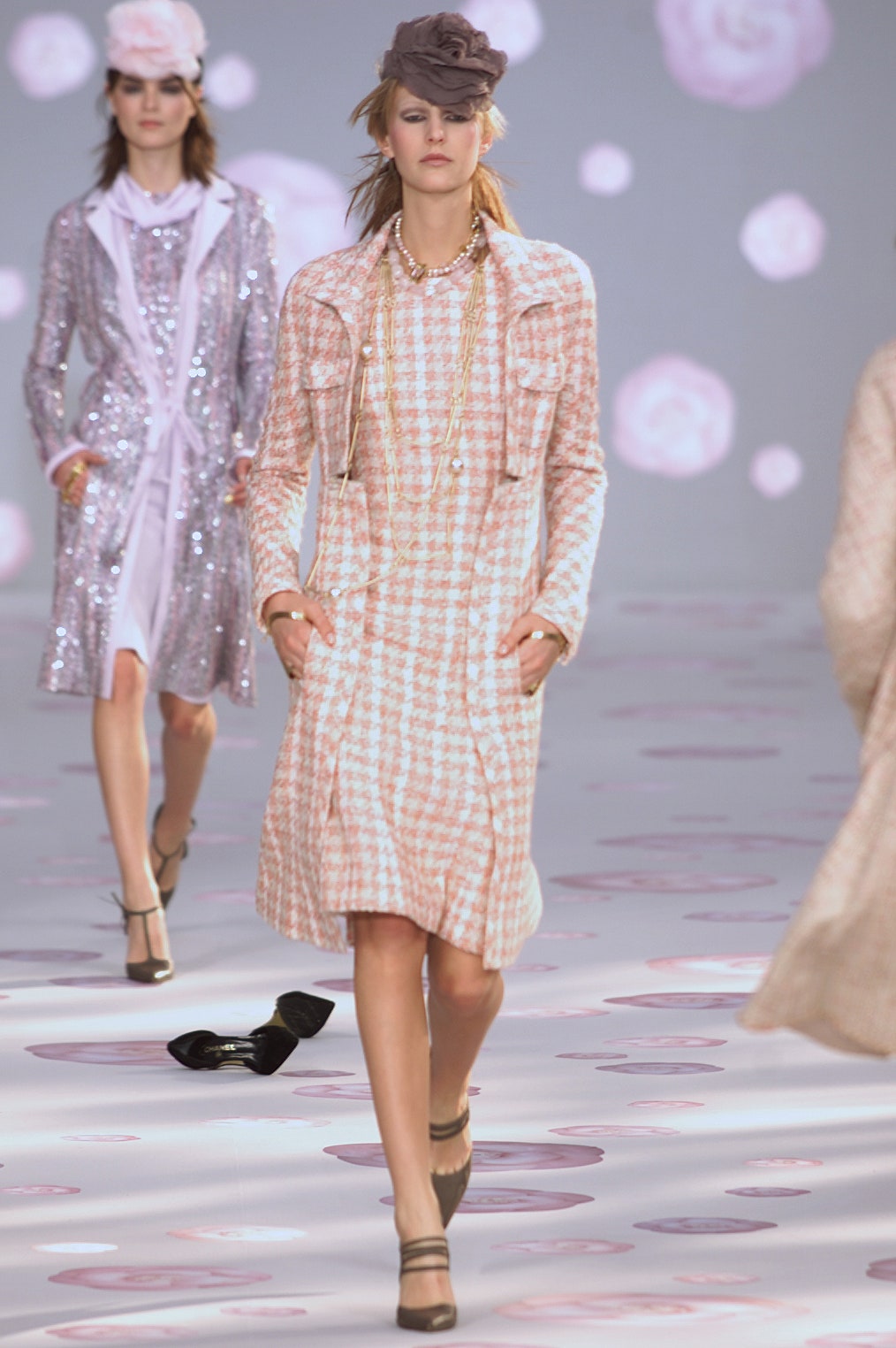 Chanel S/S 02 Couture Look 67