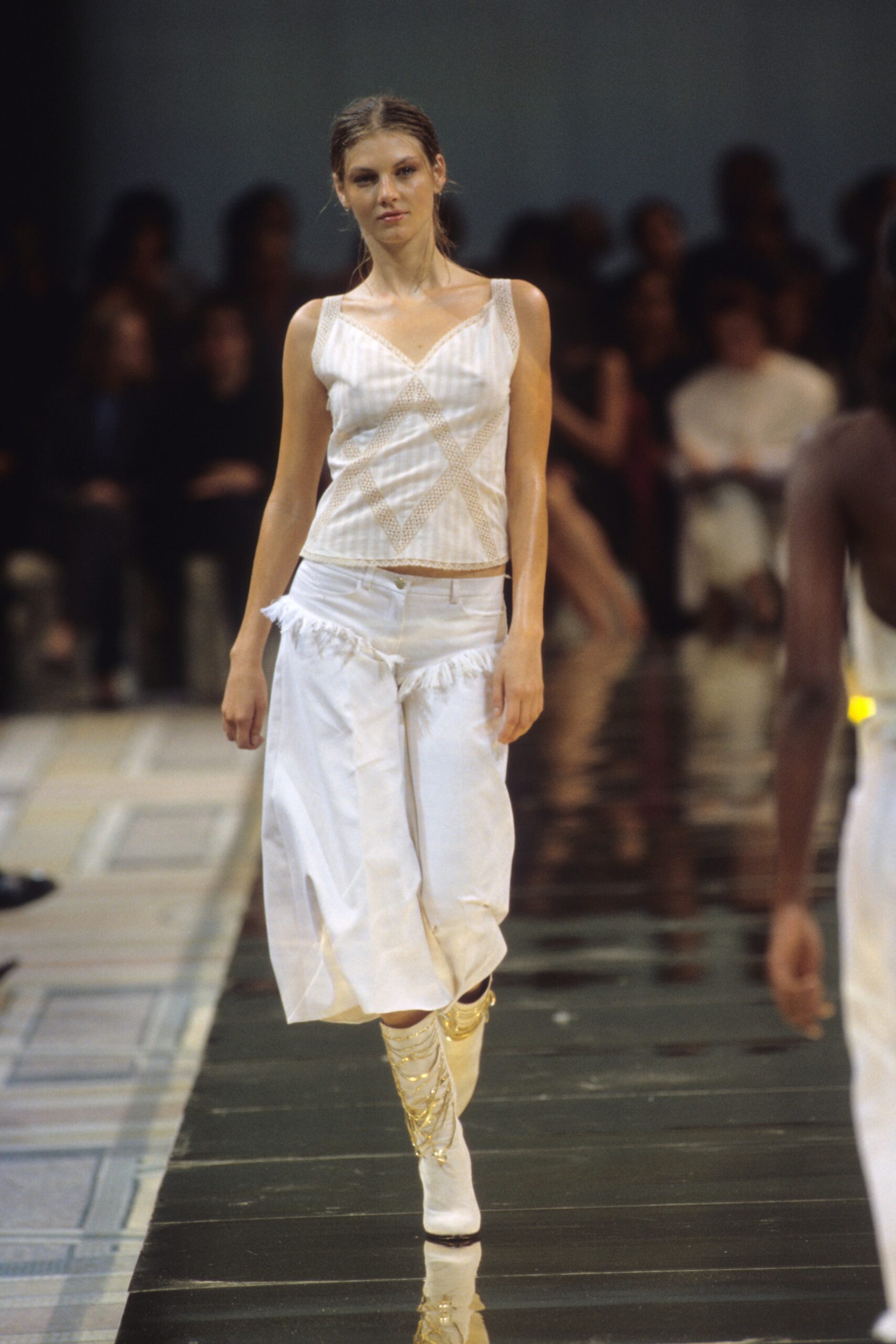 Chloé S/S 00 Look 79