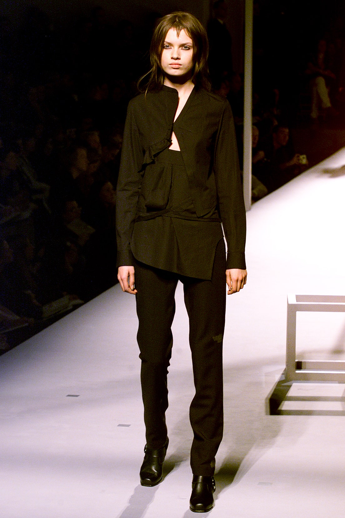 Chalayan F/W 02 Look 64