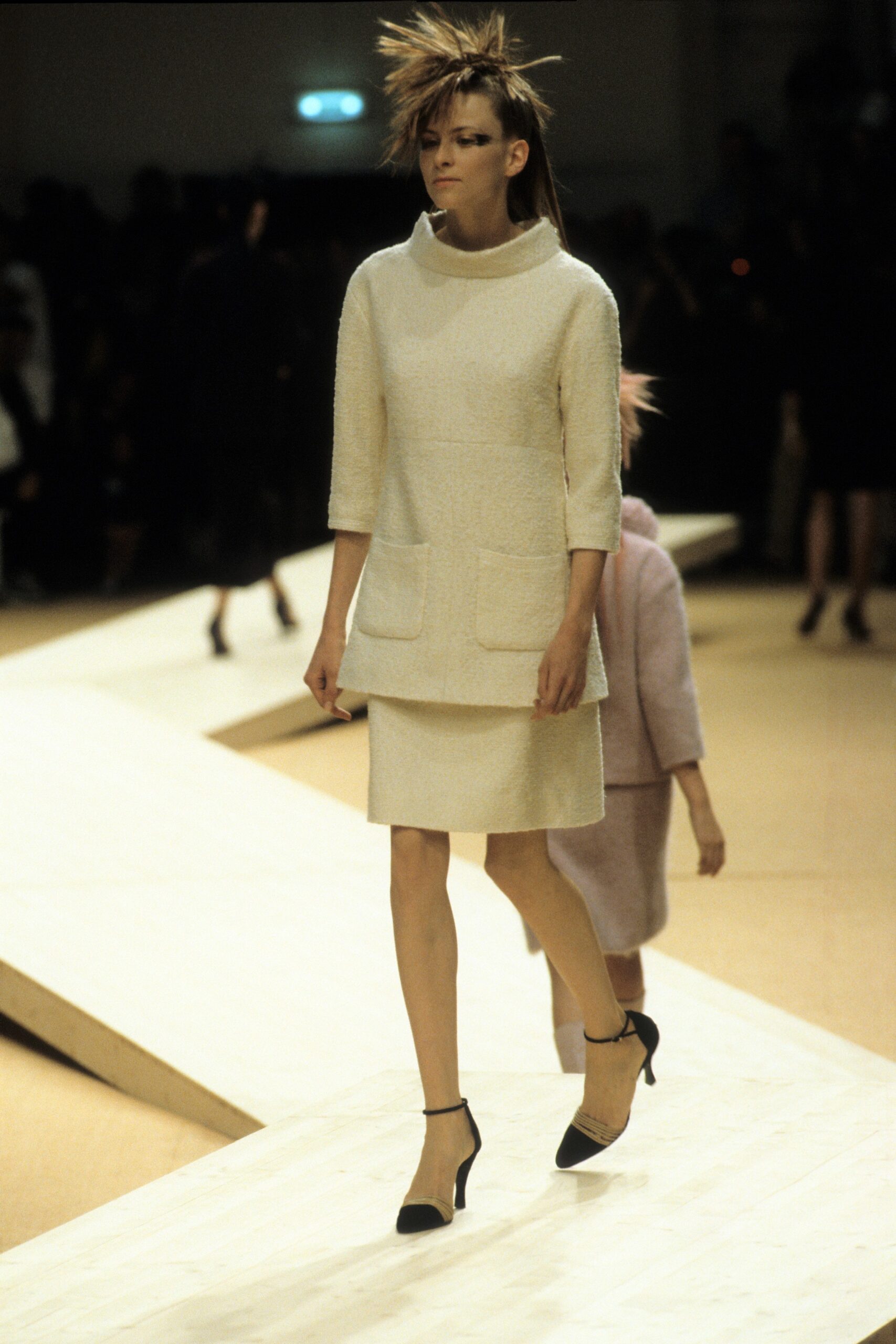 Chanel F/W 99 Couture Look 196