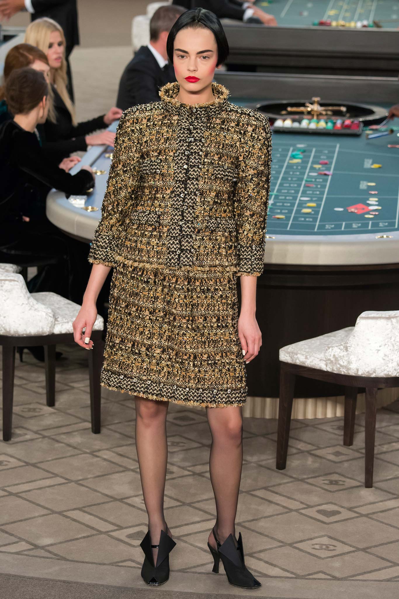 Chanel F/W 15 Couture Look 182