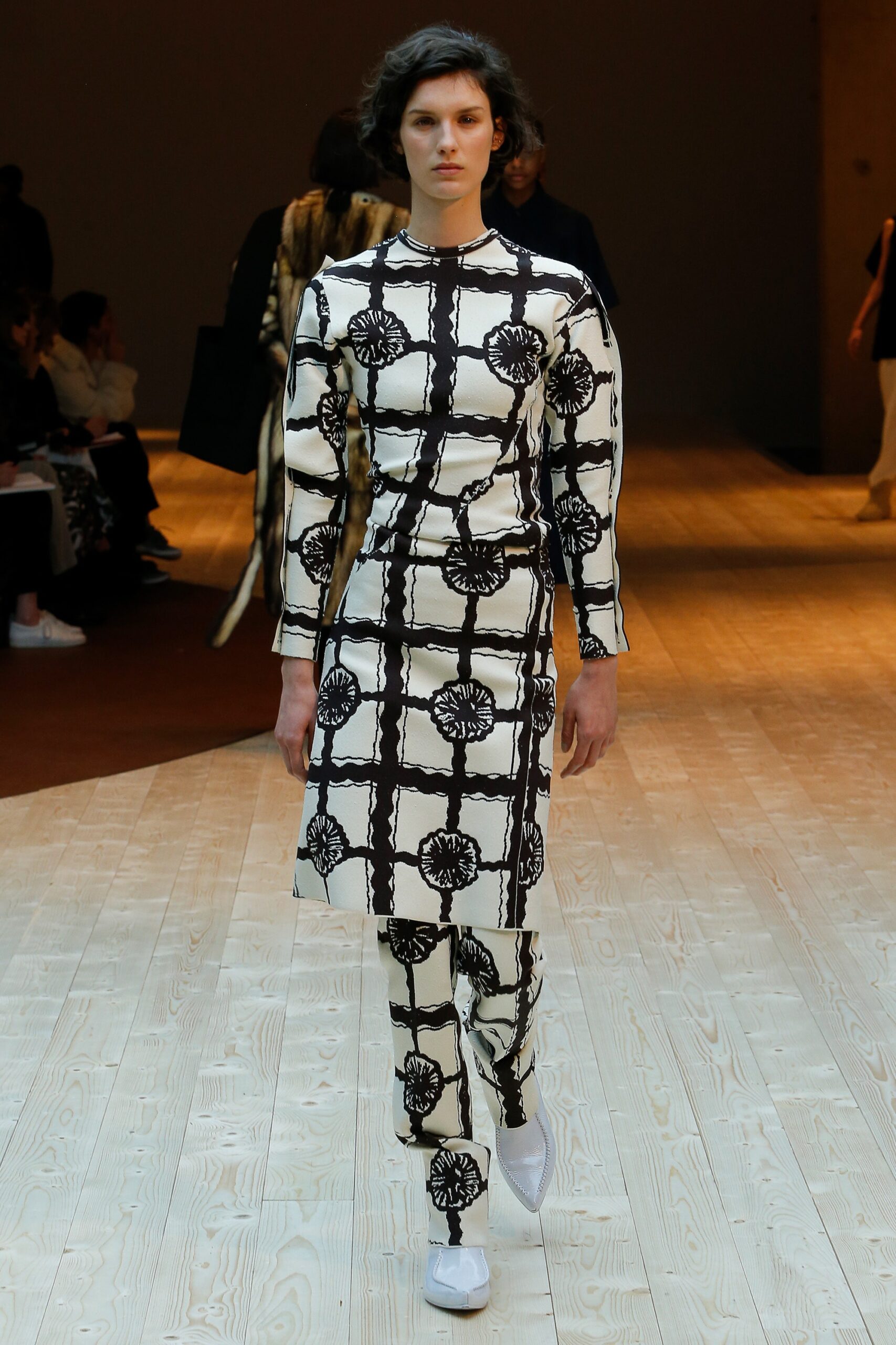 Celine F/W 17 Look 128