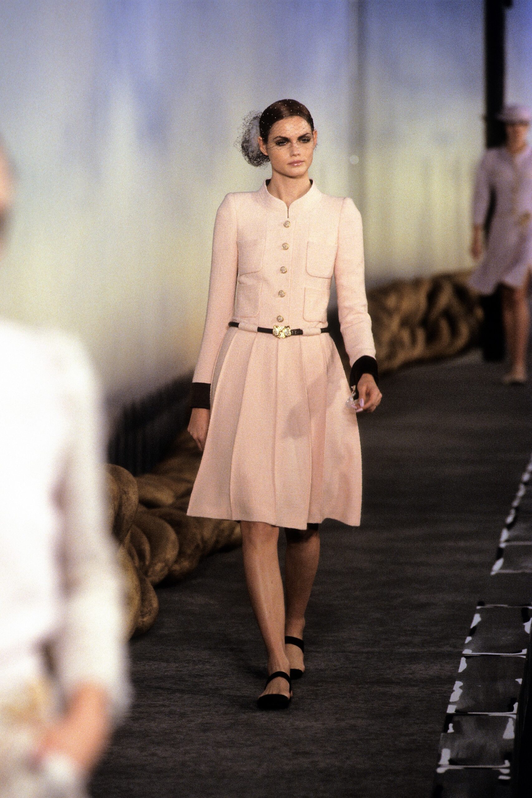 Chanel S/S 01 Couture Look 128