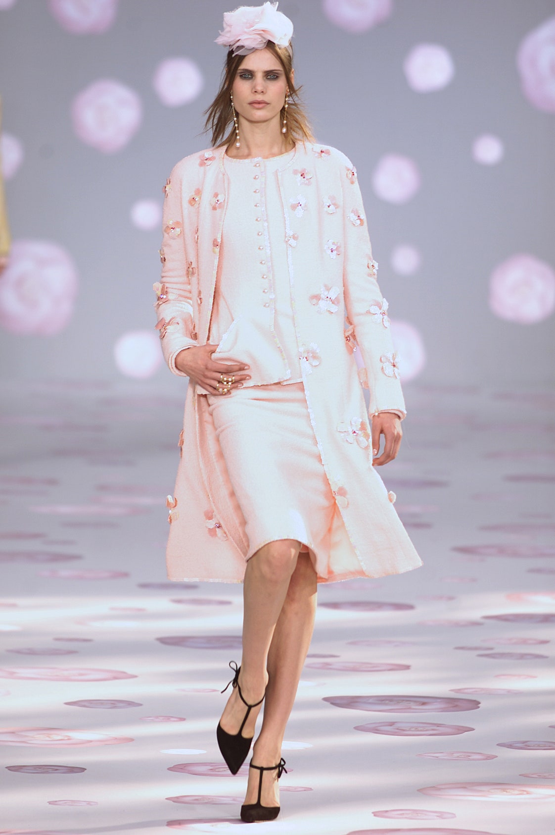 Chanel S/S 02 Couture Look 82