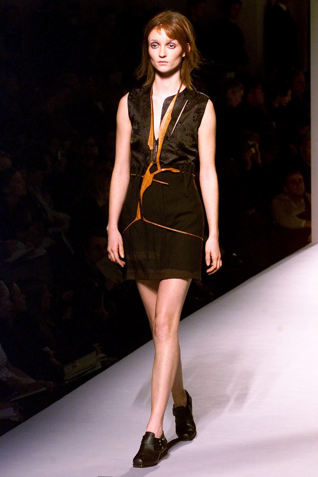 Chalayan F/W 02 Look 99