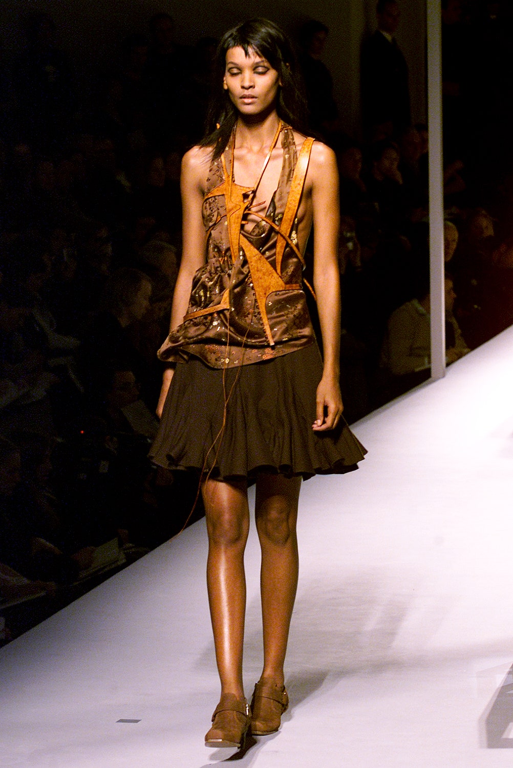 Chalayan F/W 02 Look 105