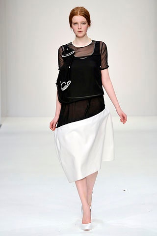 Central Saint Martins F/W 08 Look 85