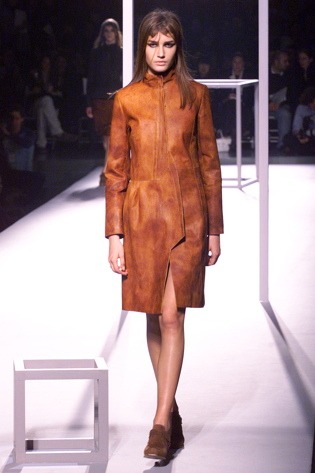 Chalayan F/W 02 Look 117