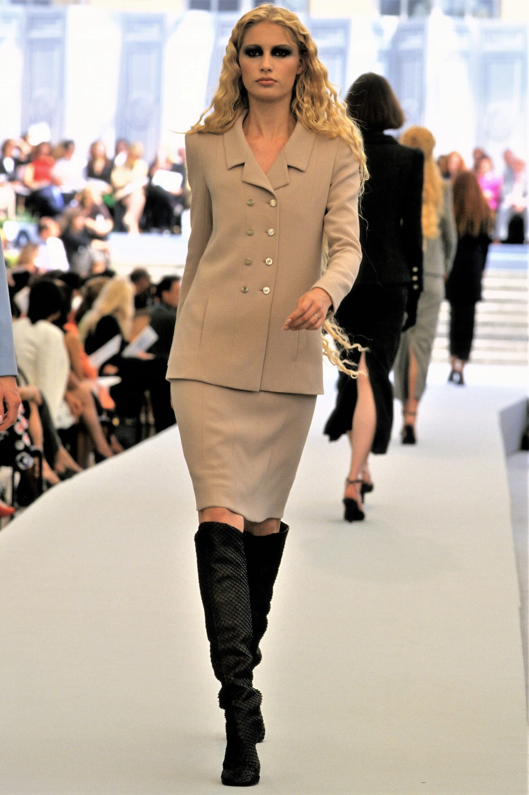 Chanel F/W 97 Couture Look 255