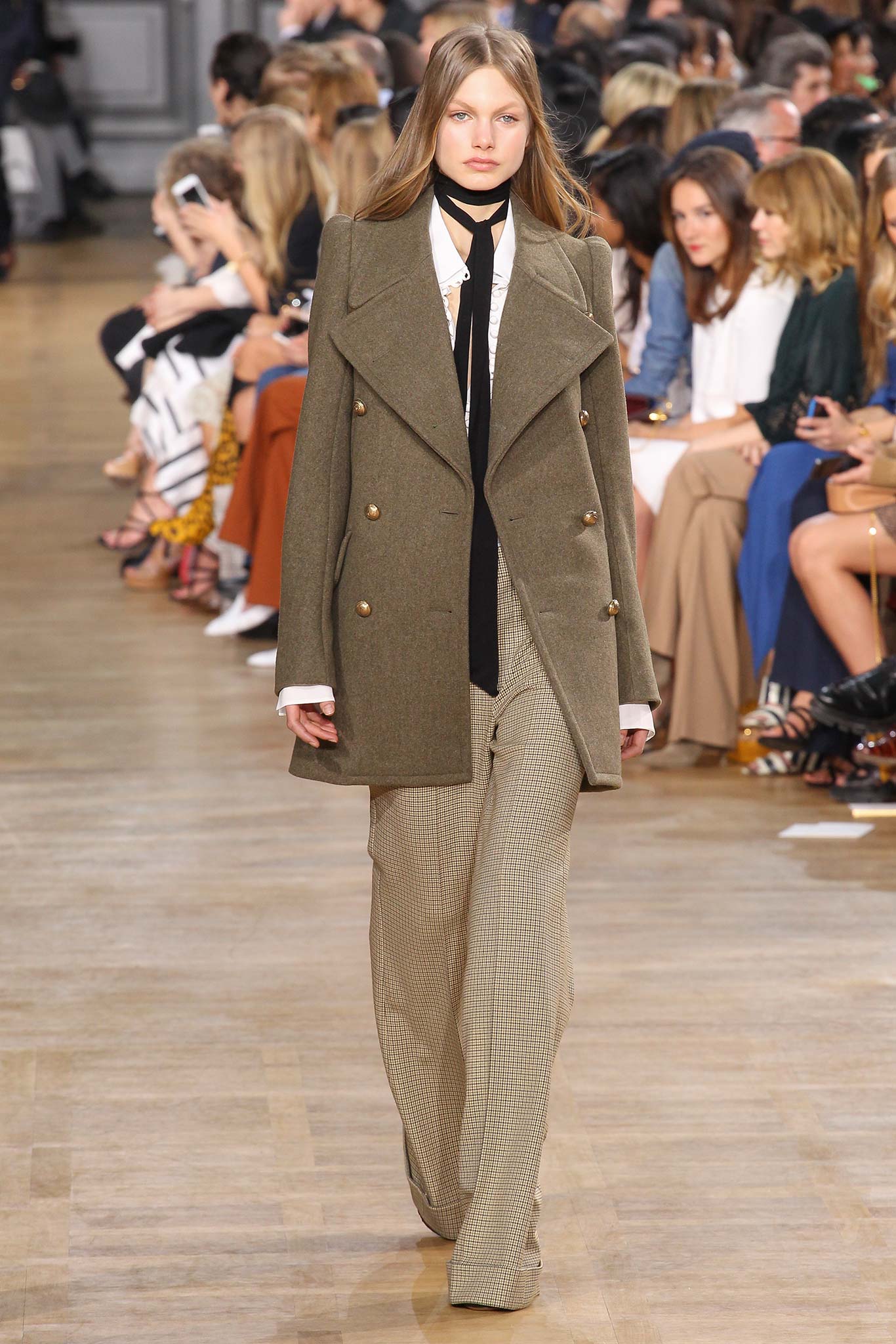 Chloé F/W 15 Look 11