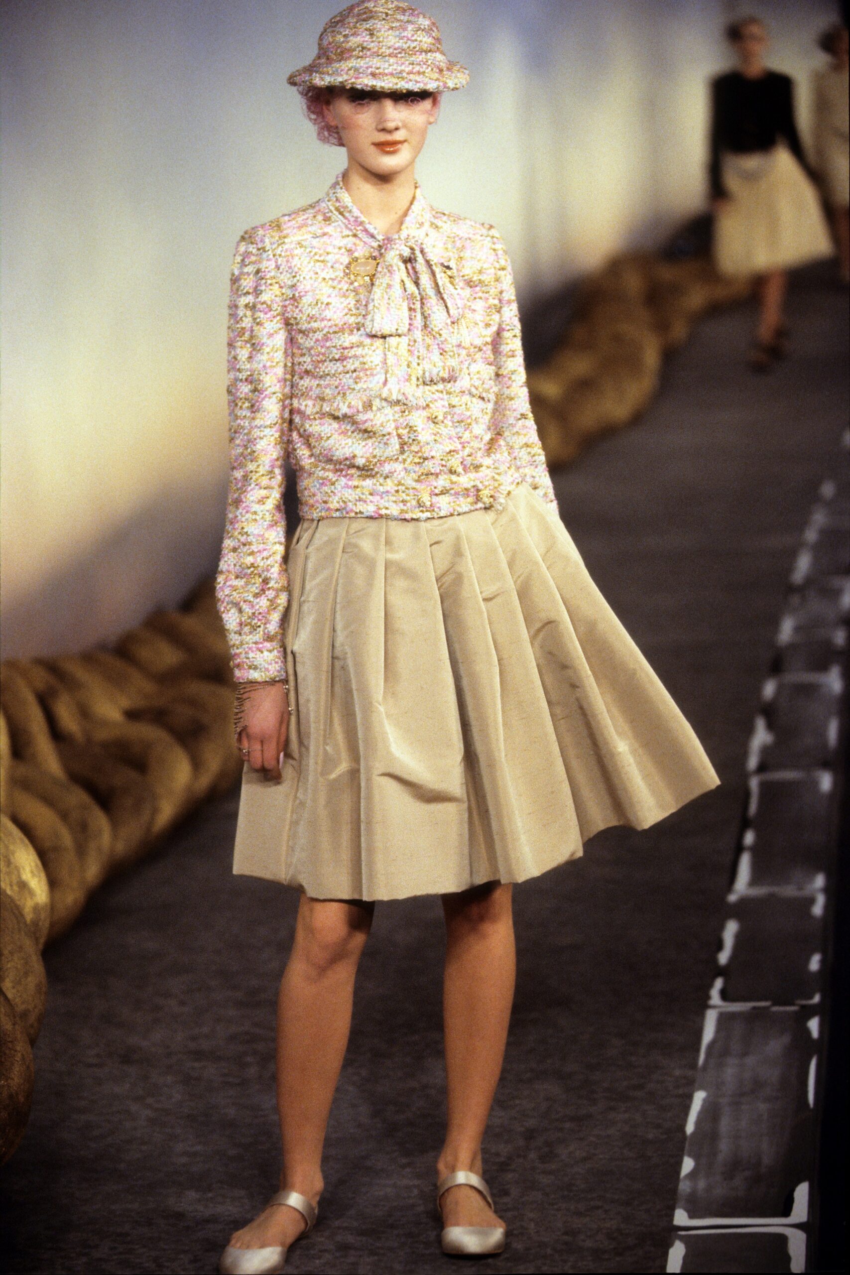 Chanel S/S 01 Couture Look 167
