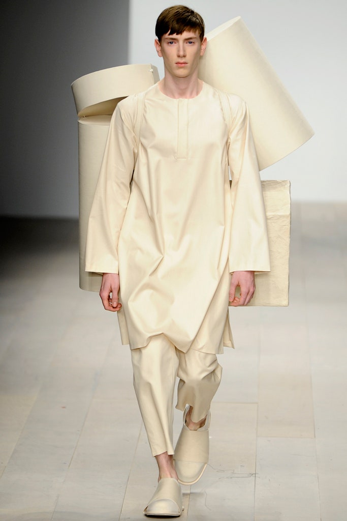 Central Saint Martins F/W 12 Look 127