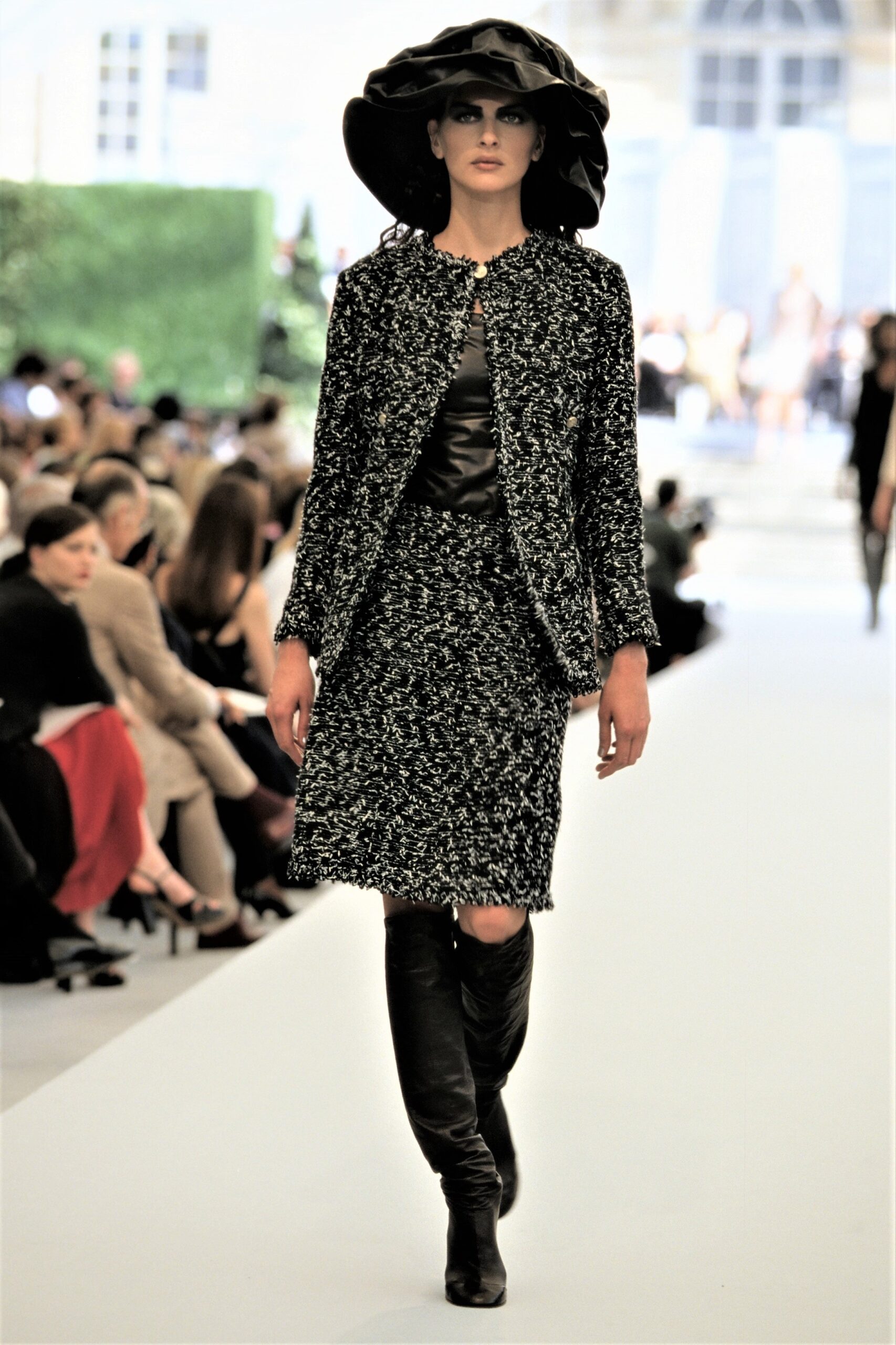 Chanel F/W 97 Couture Look 292