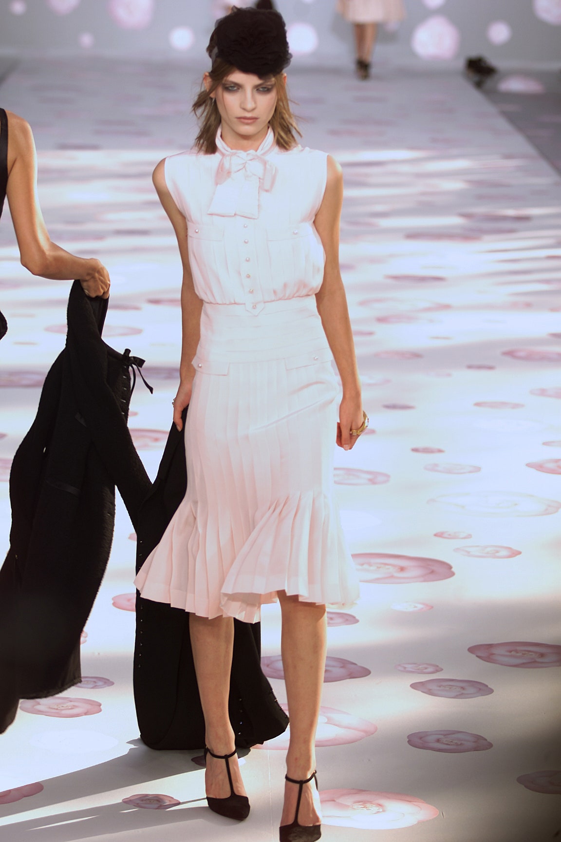 Chanel S/S 02 Couture Look 108