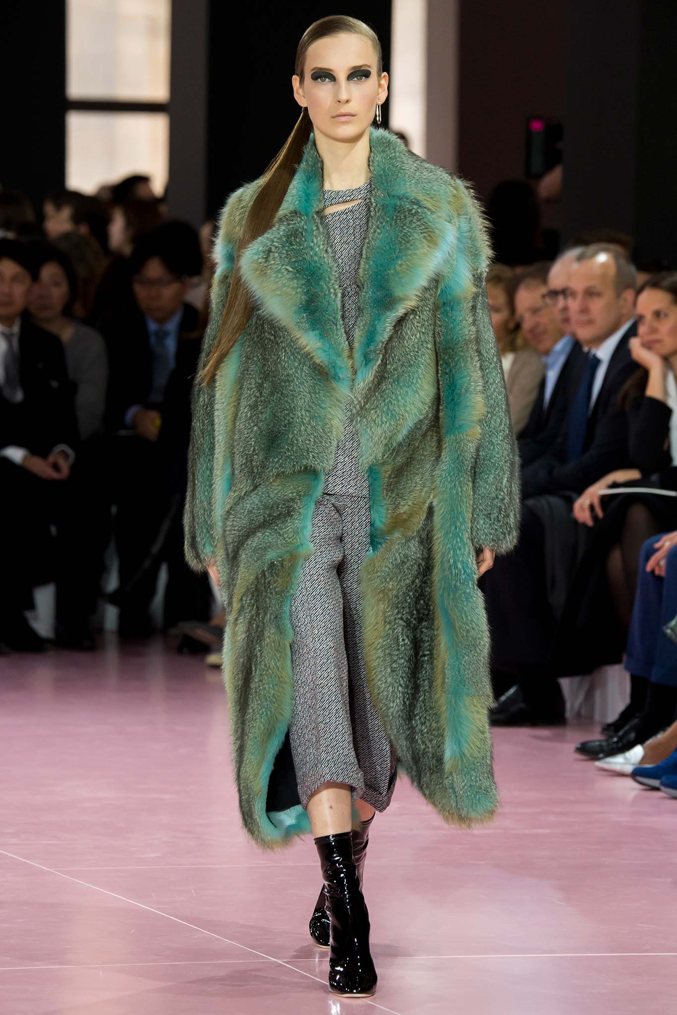 Christian Dior F/W 15 Look 162